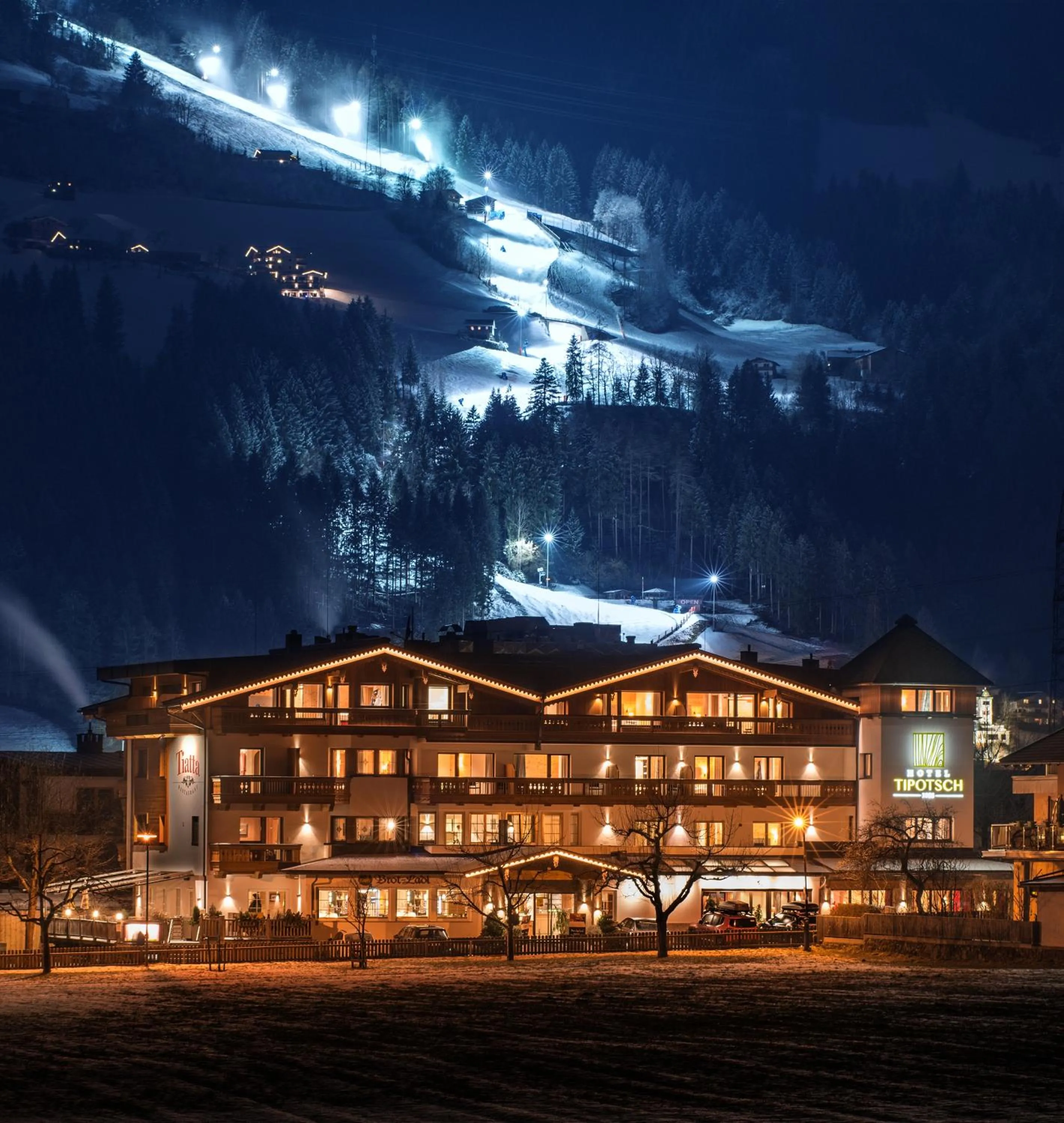 Property building in Hotel Tipotsch