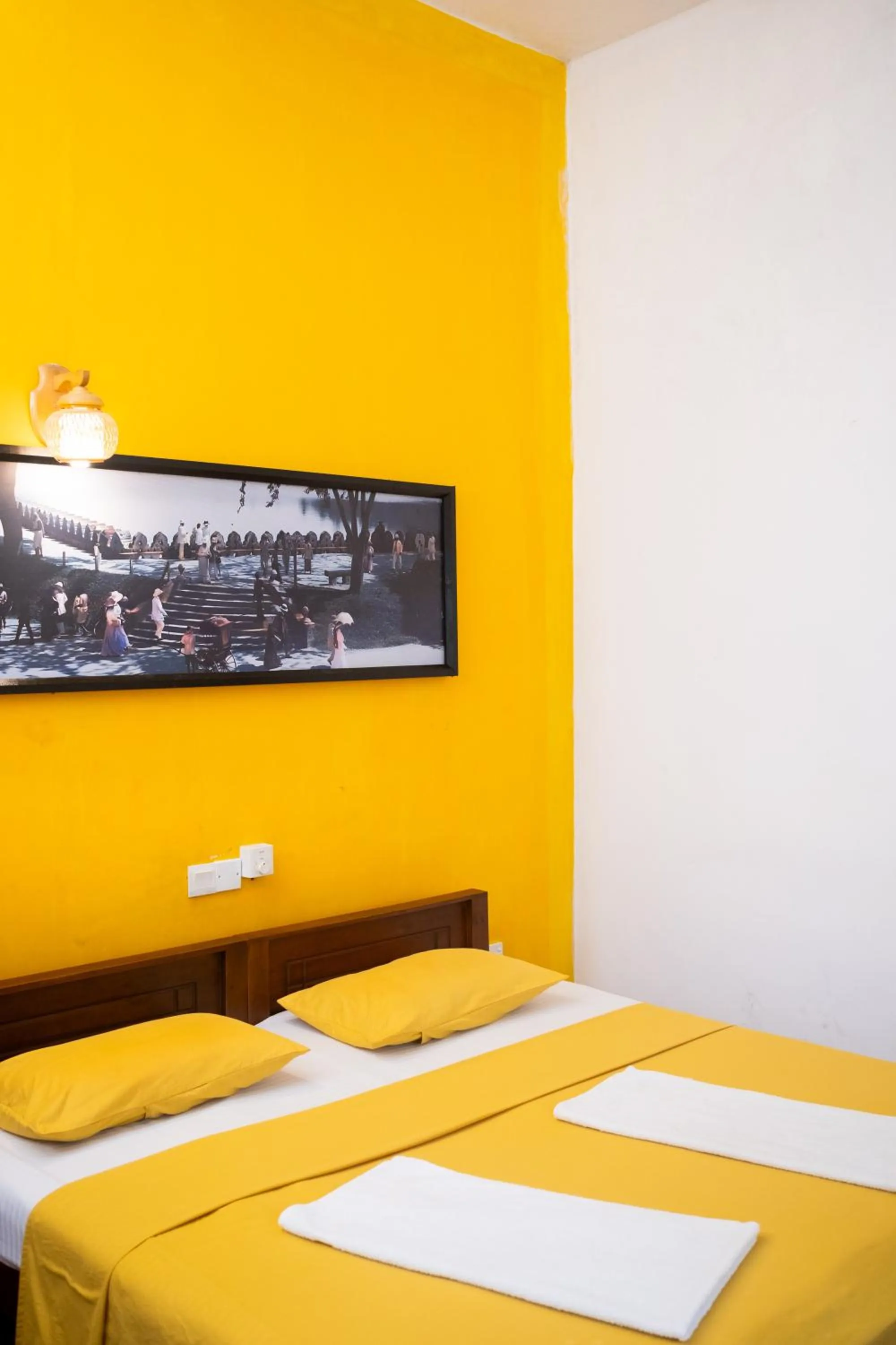 Bed in Fortuna Heritage Home