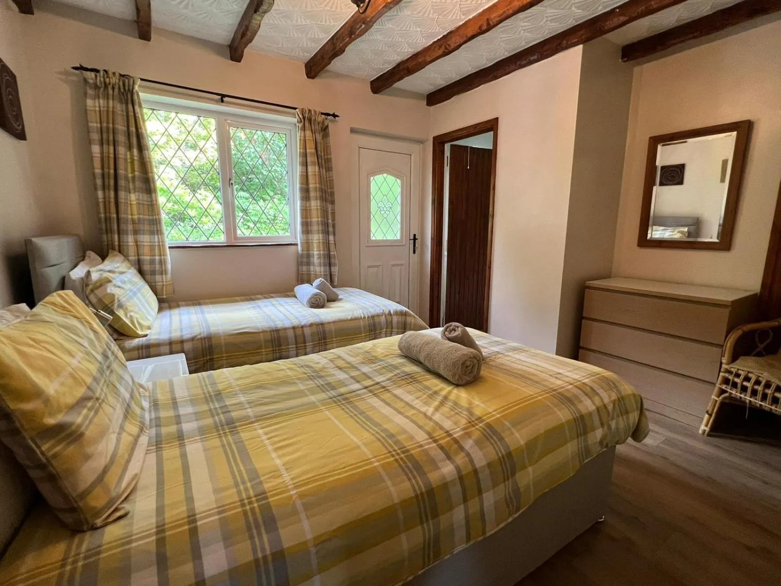 Bedroom, Bed in Cwmbach Guest House
