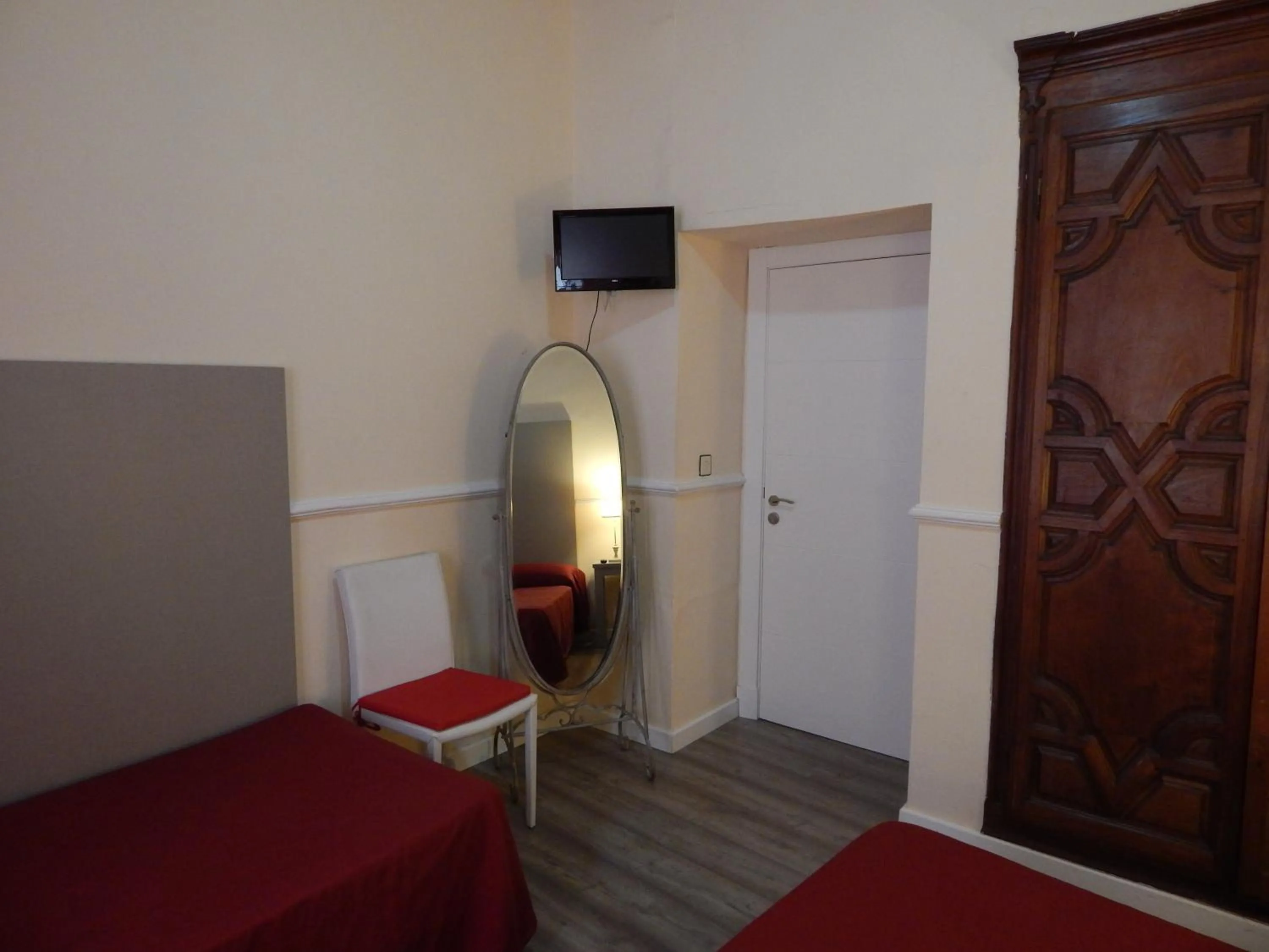 TV and multimedia, Bed in Hospederia Marqués