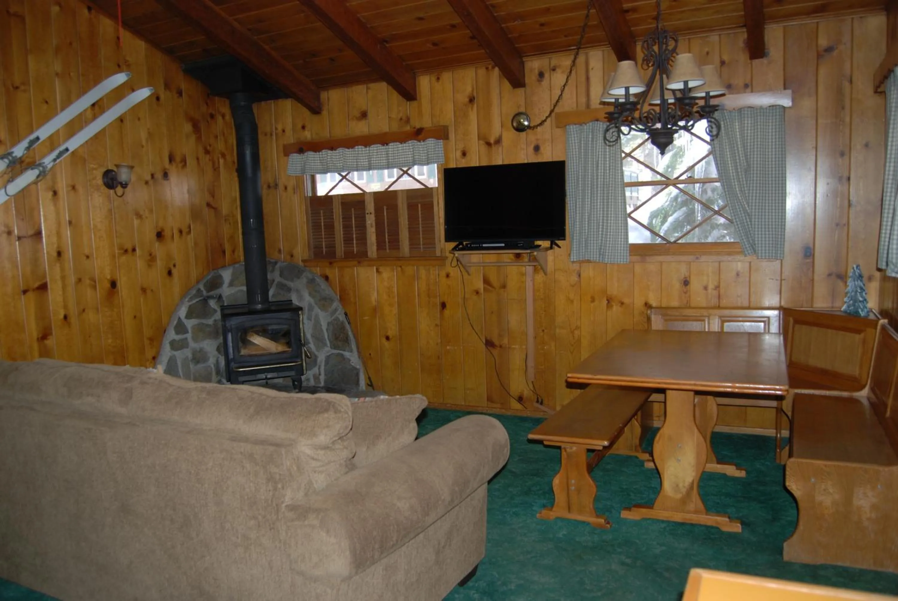 Living room in Edelweiss Lodge