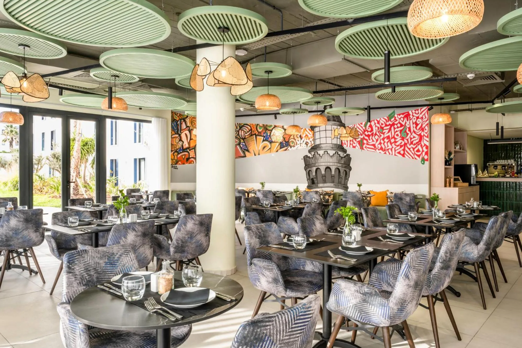 Restaurant/places to eat in MIA Mazagan Bay