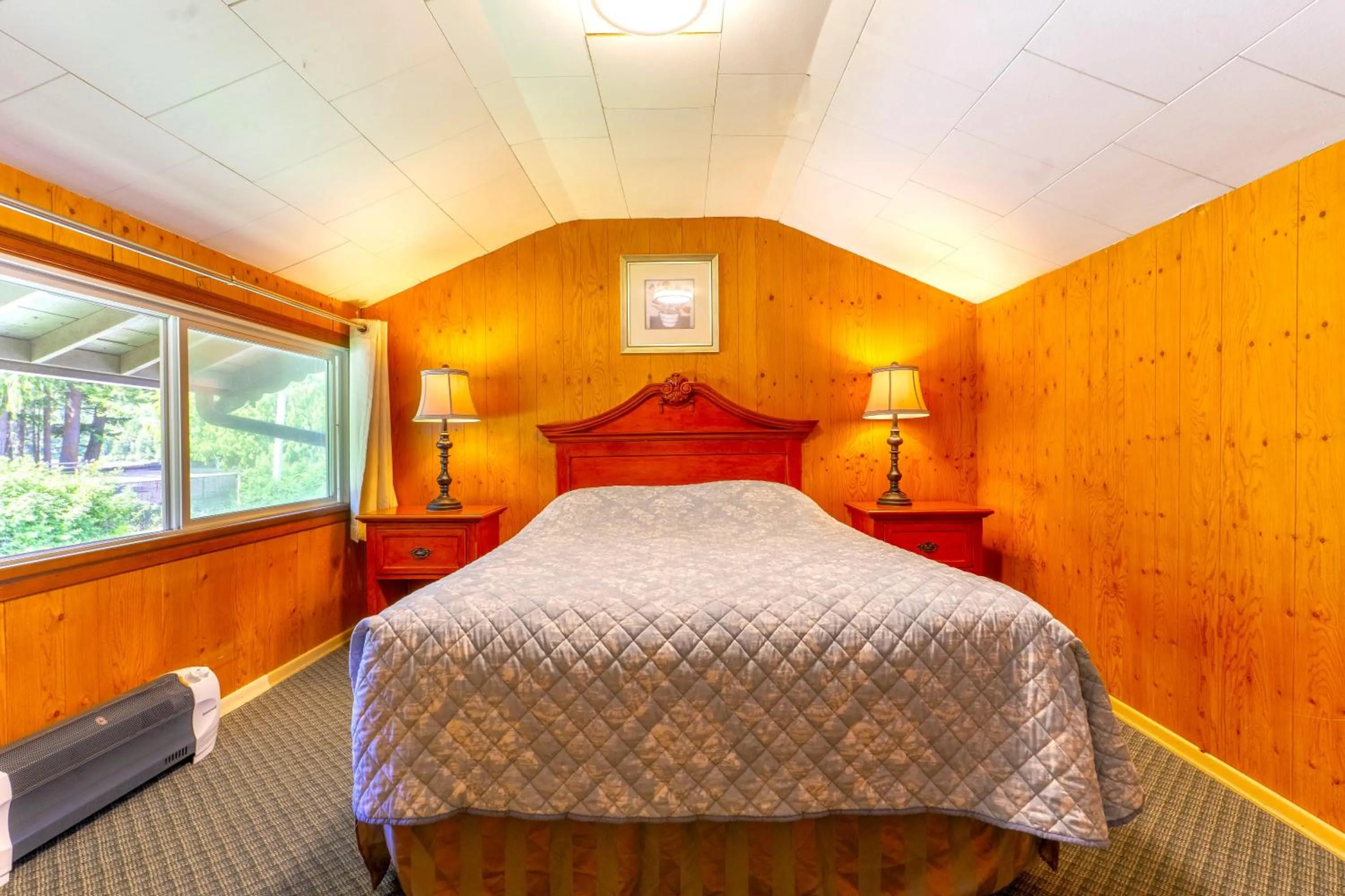 Bed in Richca Chalets Resort