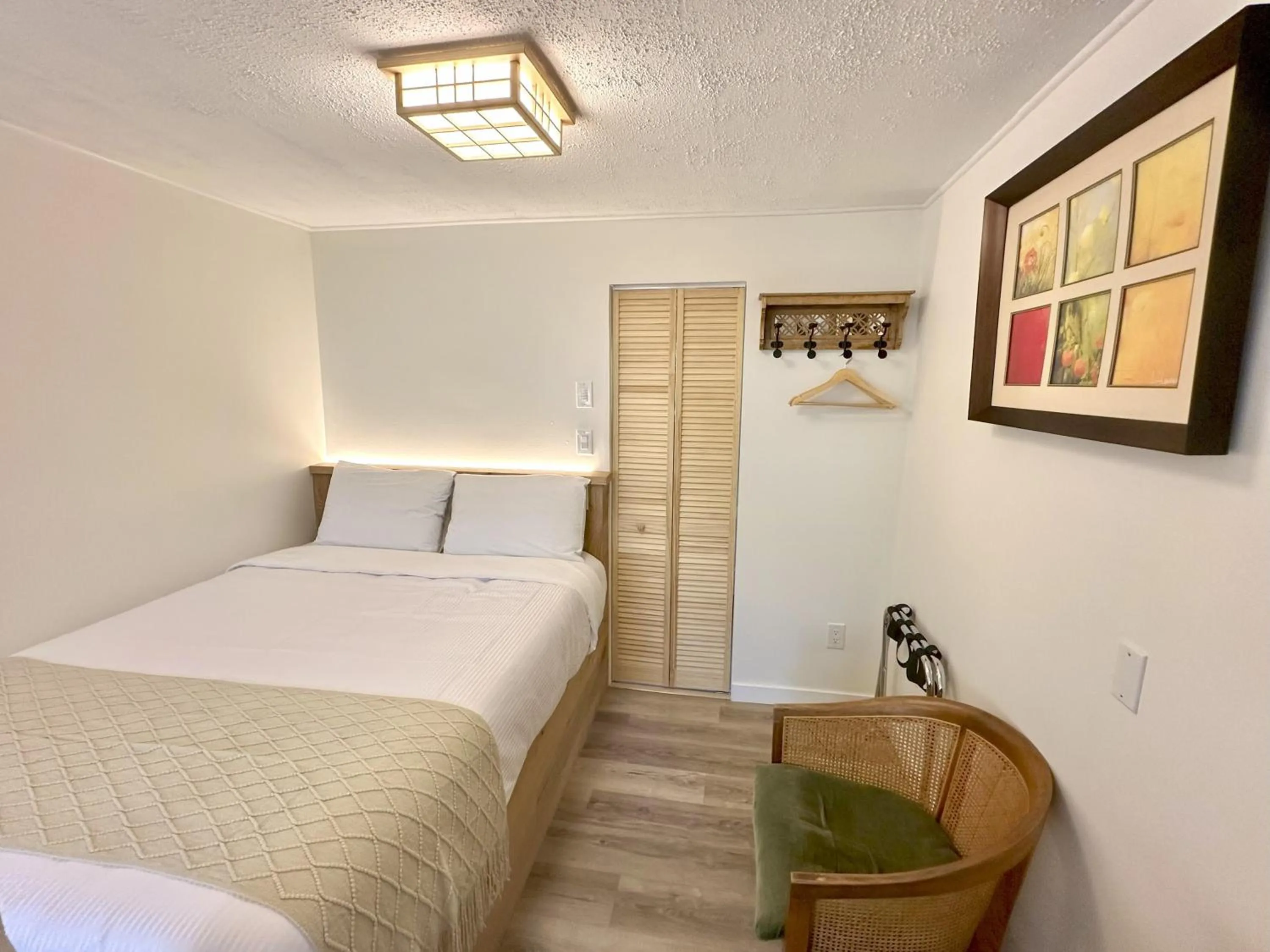 Bed in Richca Chalets Resort