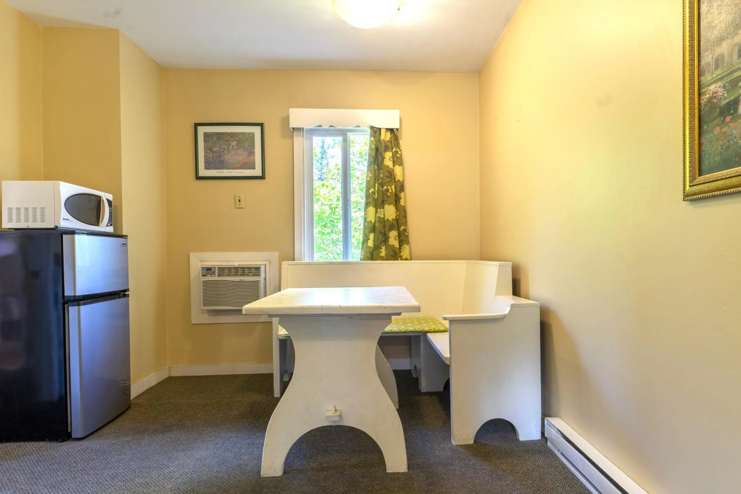 Richca Chalets Resort