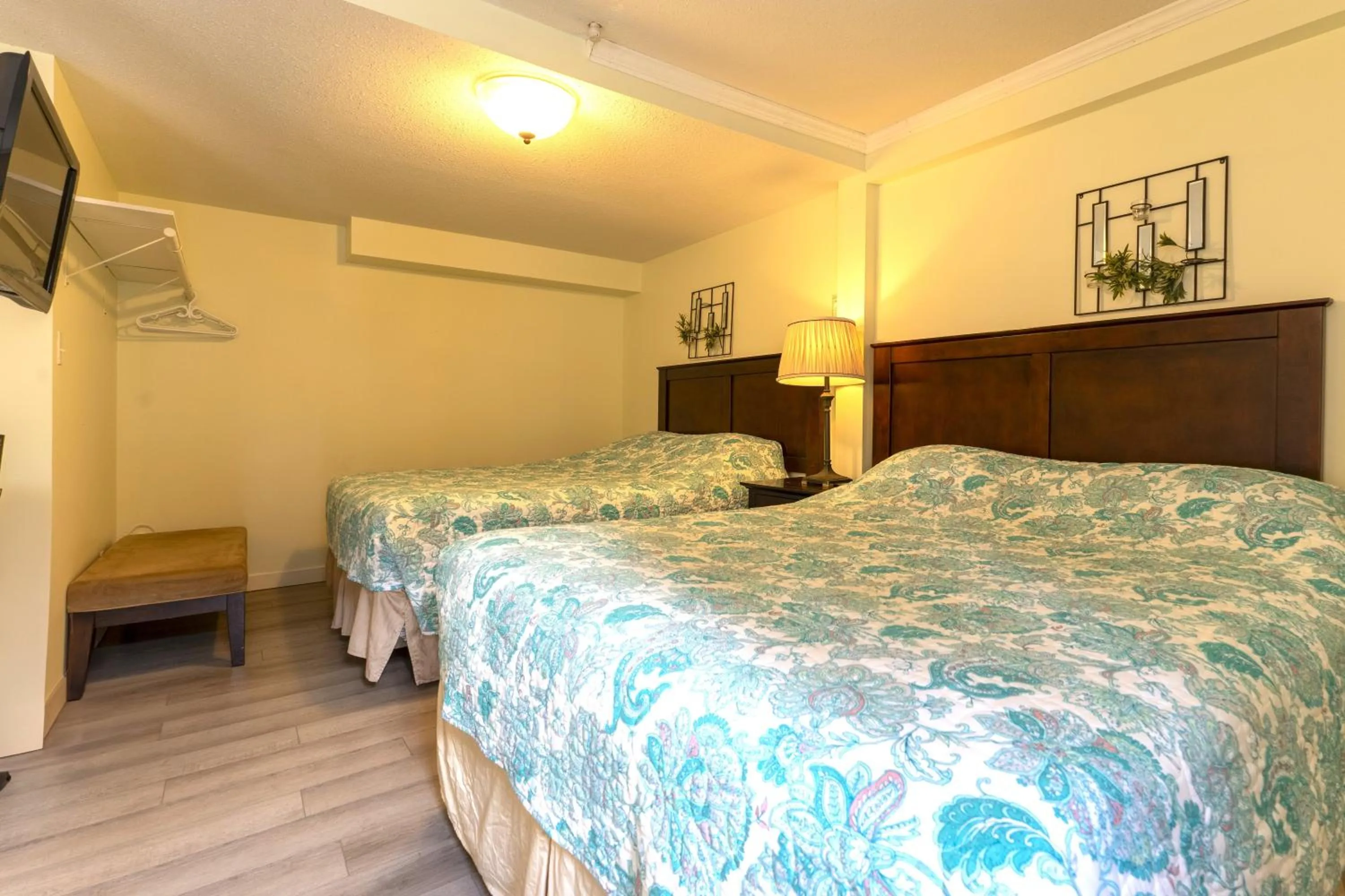 Bed in Richca Chalets Resort