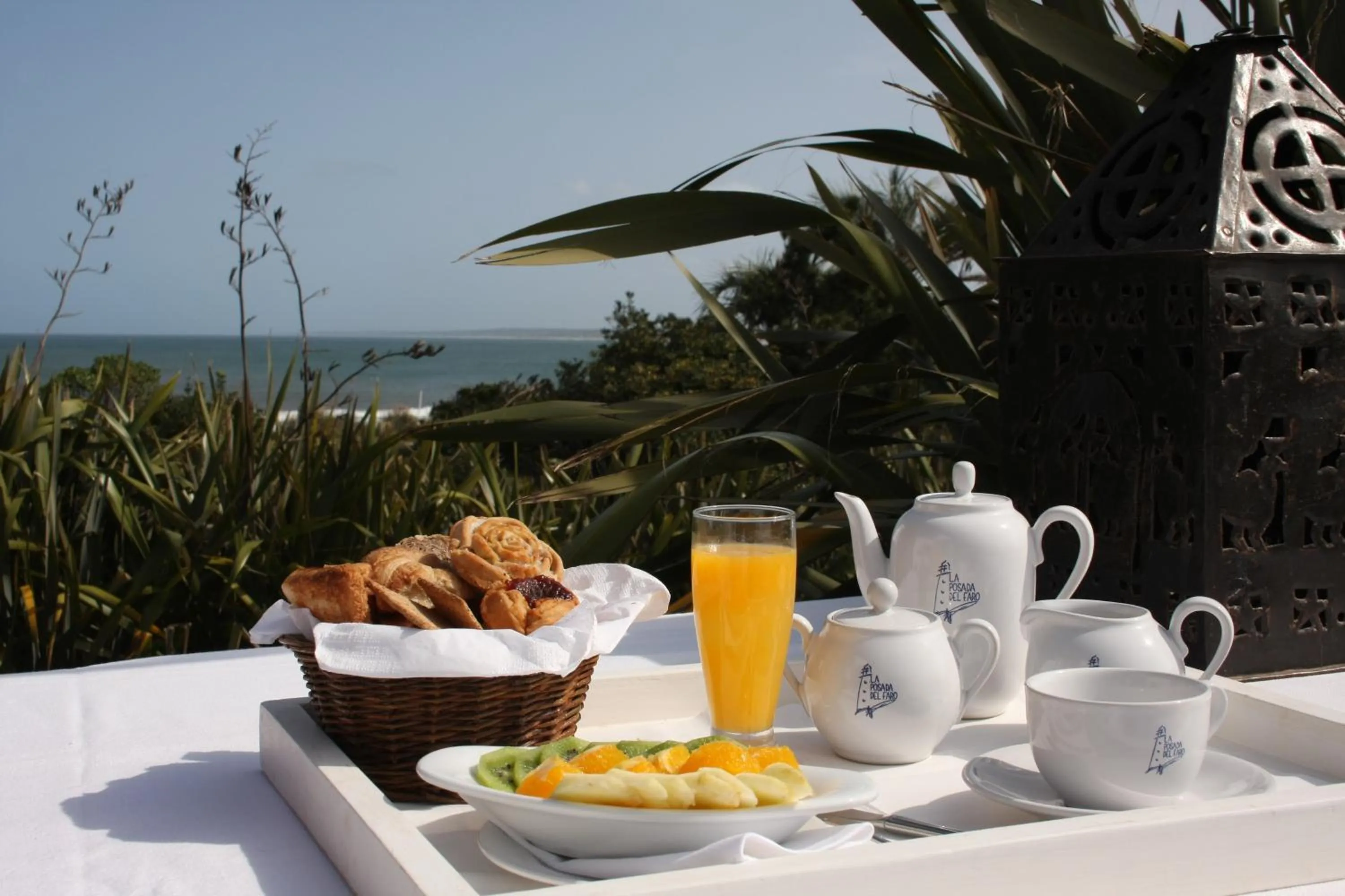 Breakfast in Posada del Faro