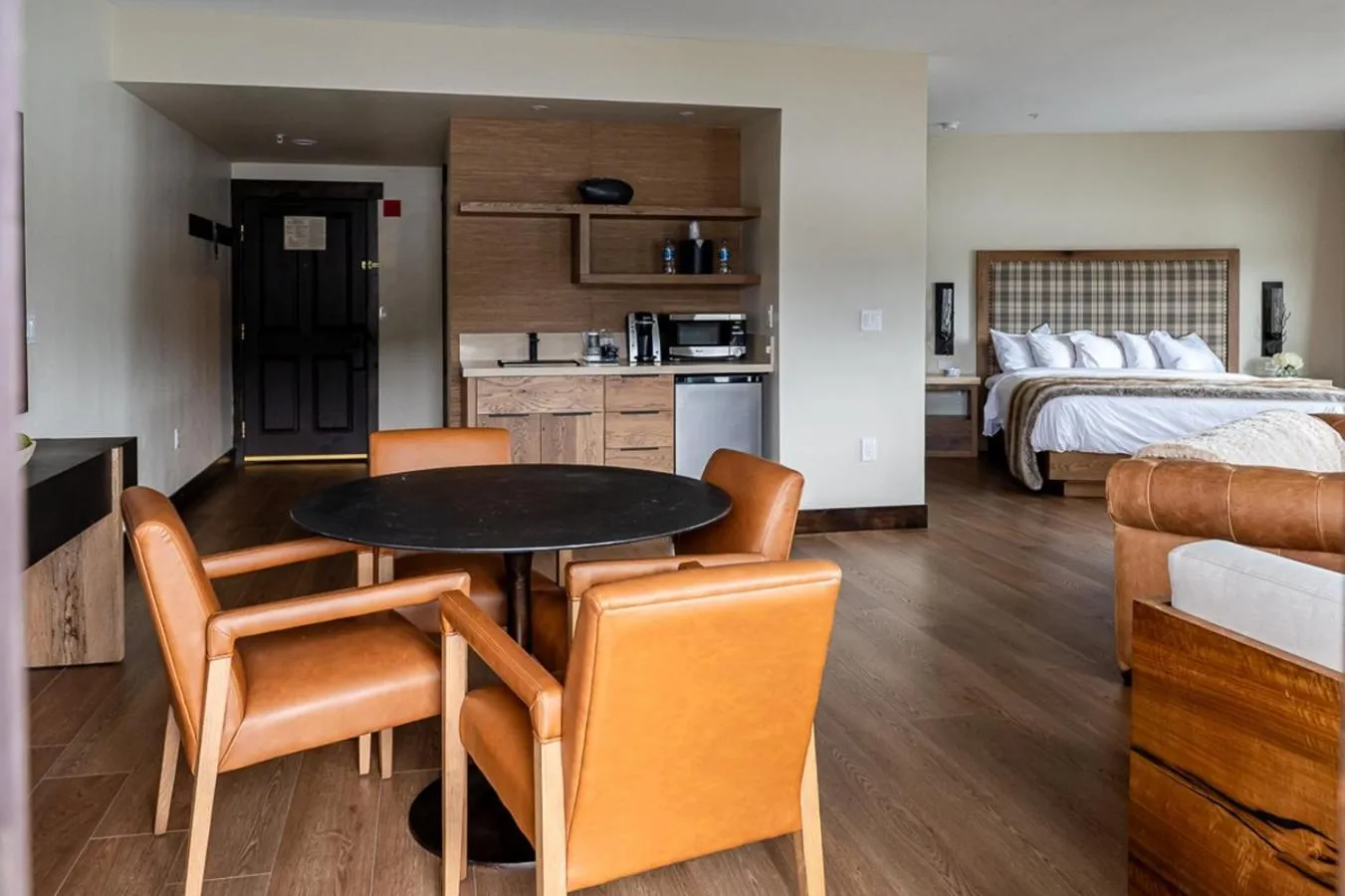 Coffee/tea facilities, Bed in The Estes Park Resort