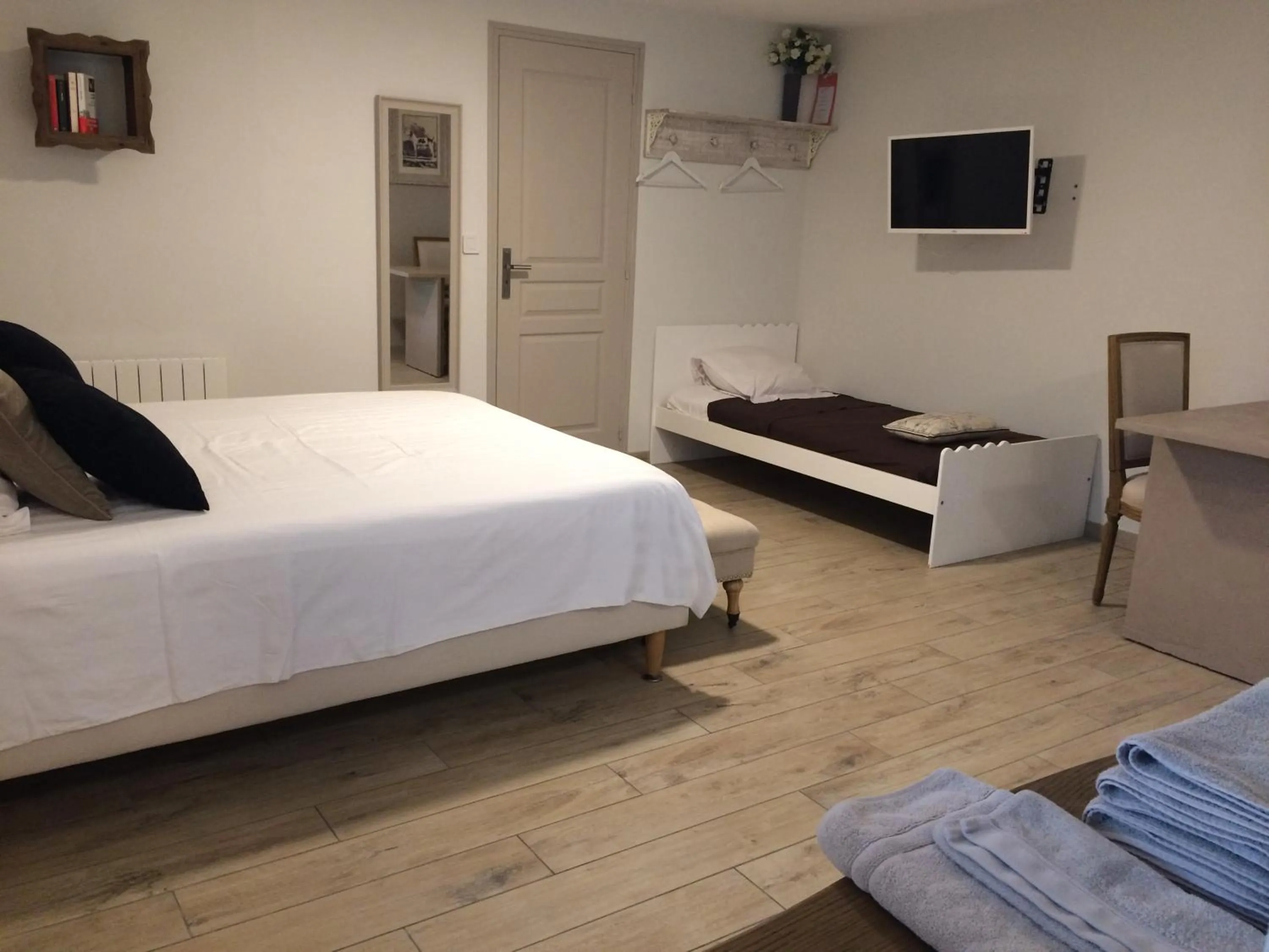 Family, Bed in Chambres d hotes Couette et Campagne