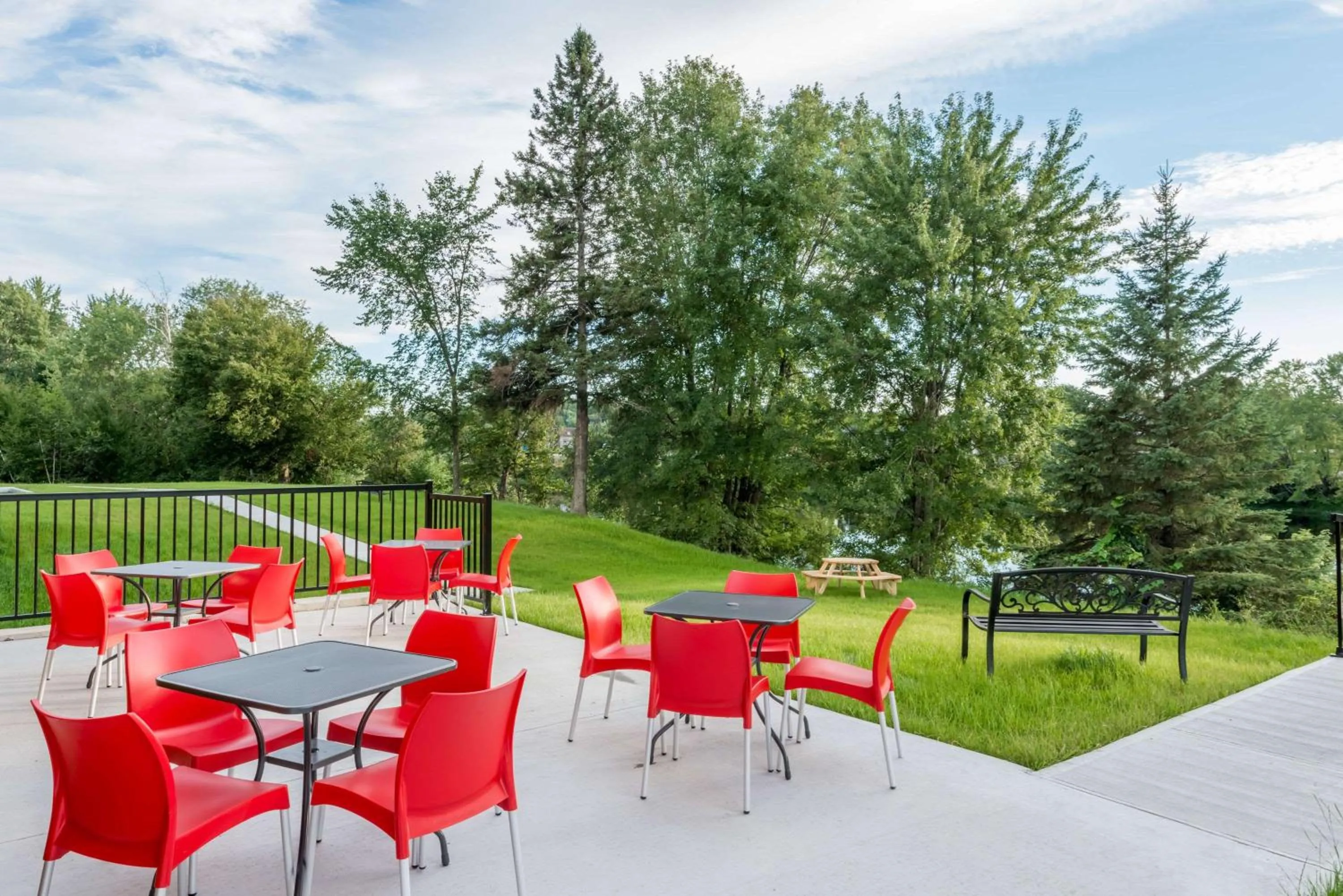 Other in Super 8 by Wyndham Mont Laurier