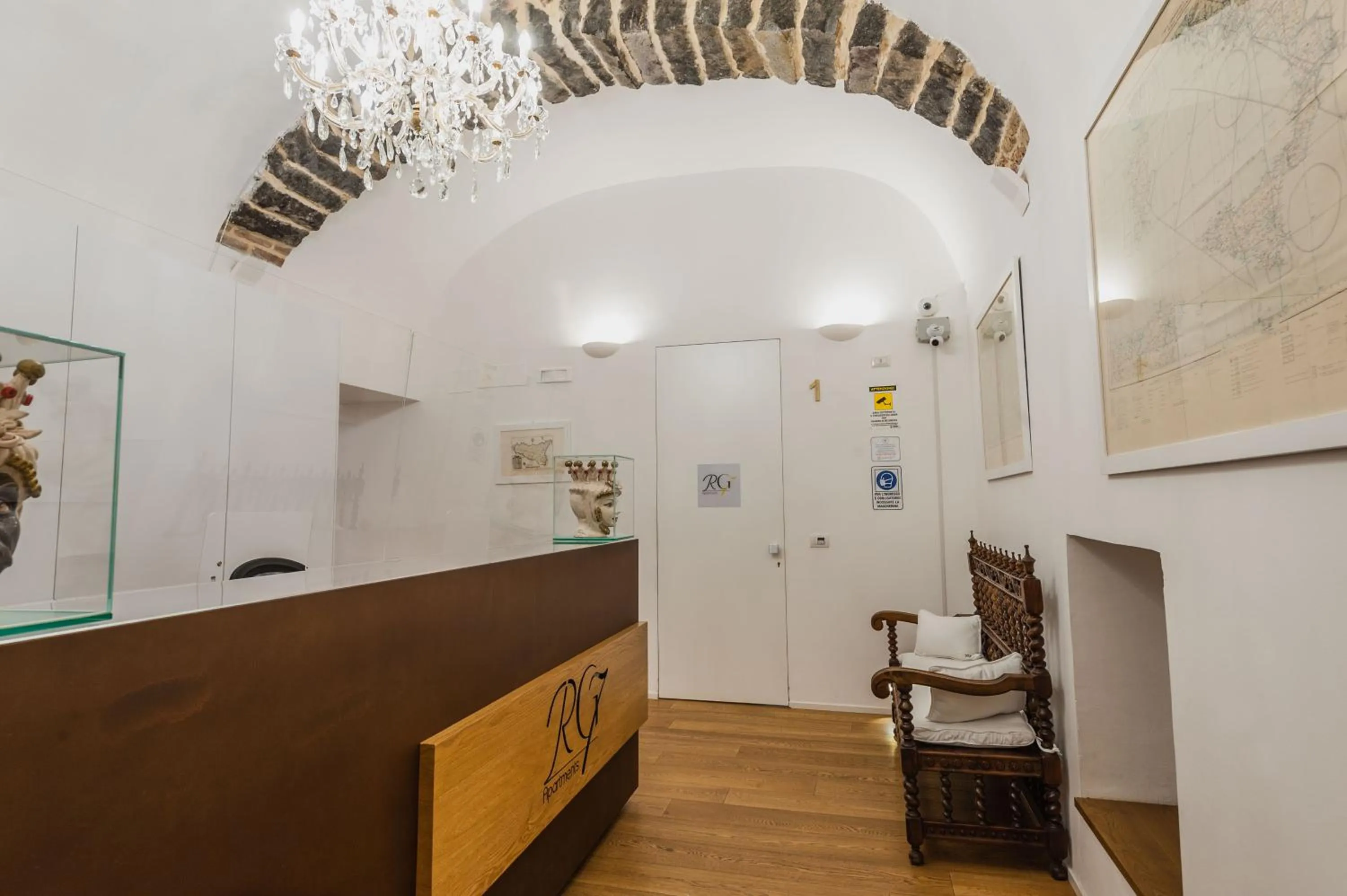Lobby or reception in RG7 Apartments