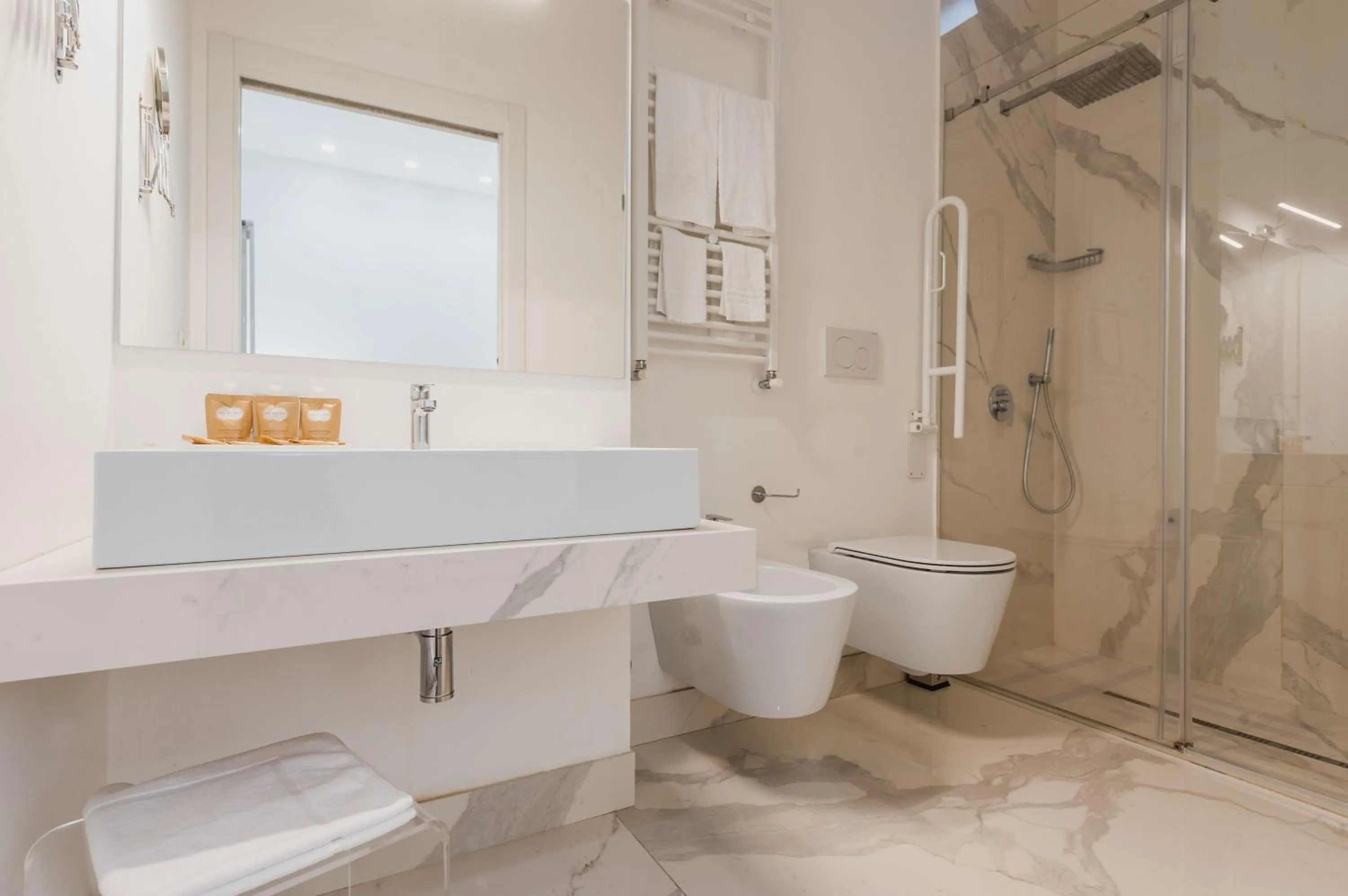 Shower in RG7 Apartments