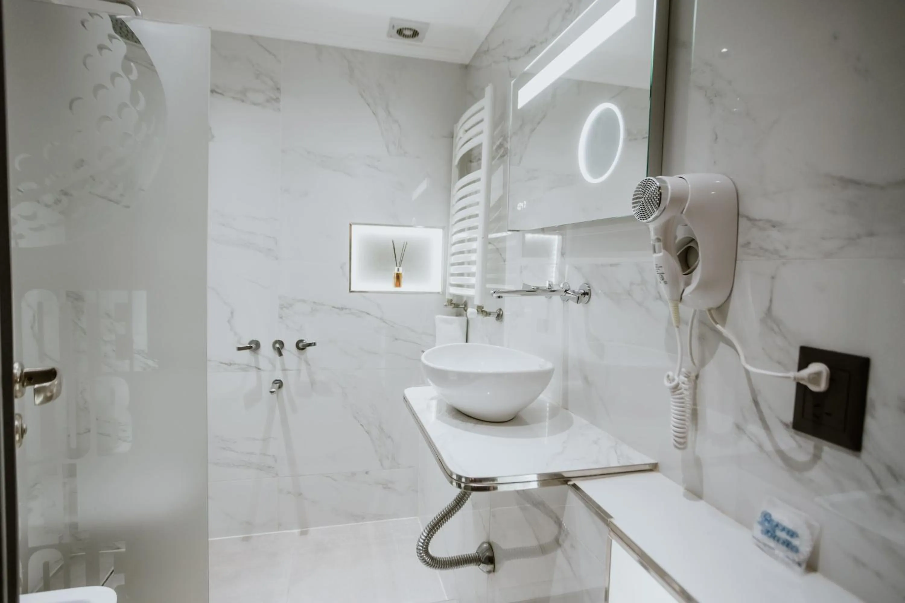 Shower in Hotel Club del Golf