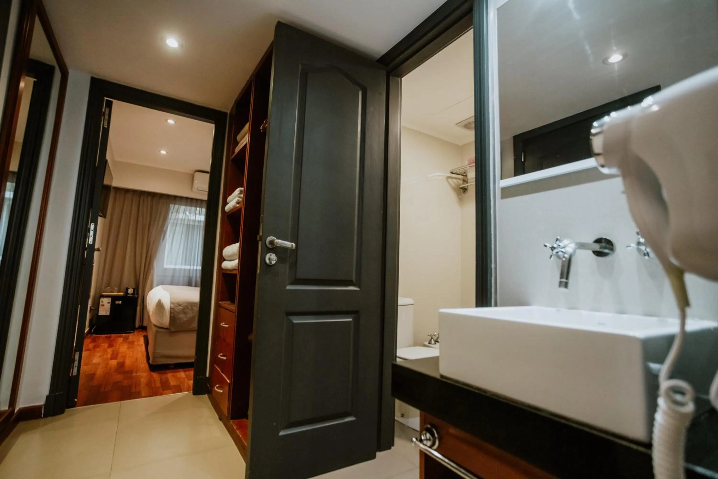 Photo of the whole room, Bed in Hotel Club del Golf