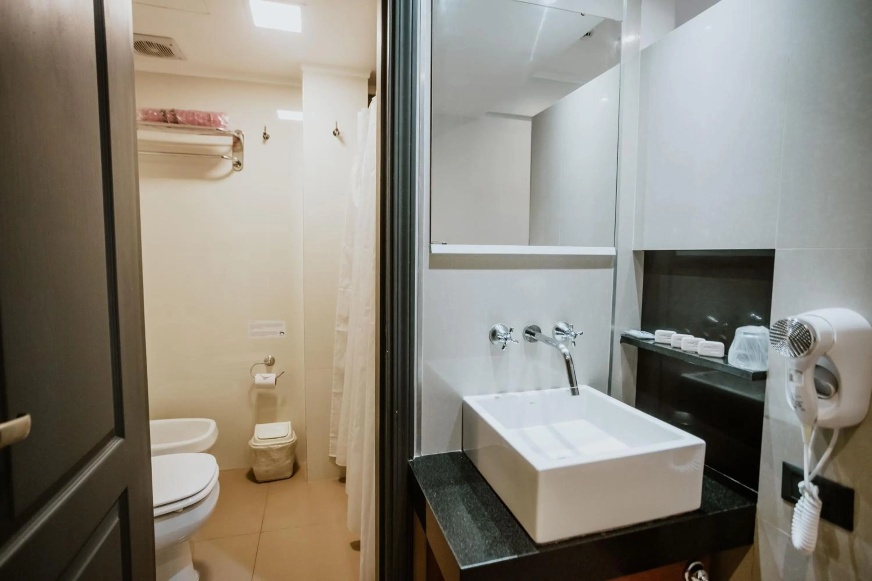 Toilet in Hotel Club del Golf