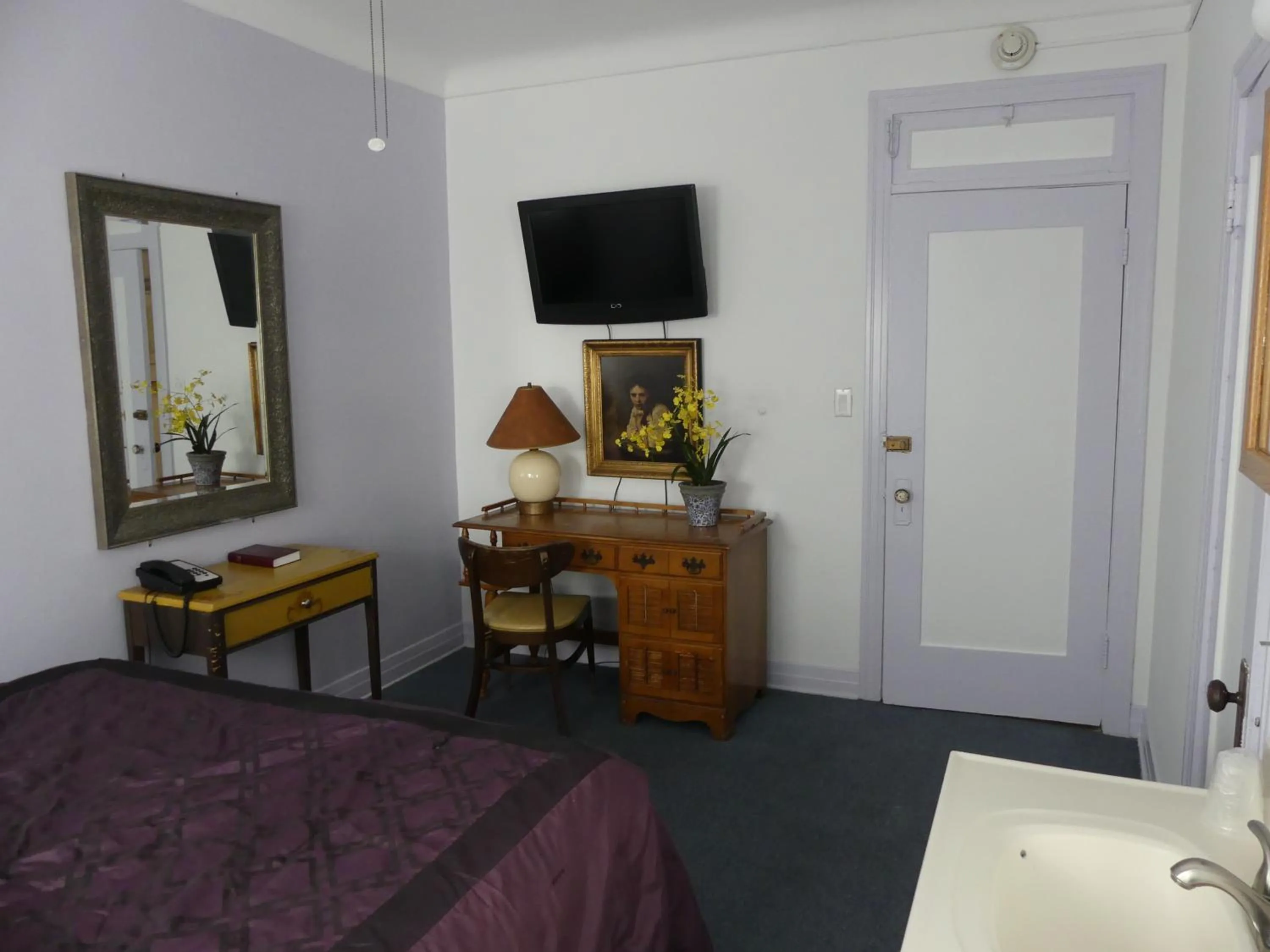 Bed in Hotel del Flores