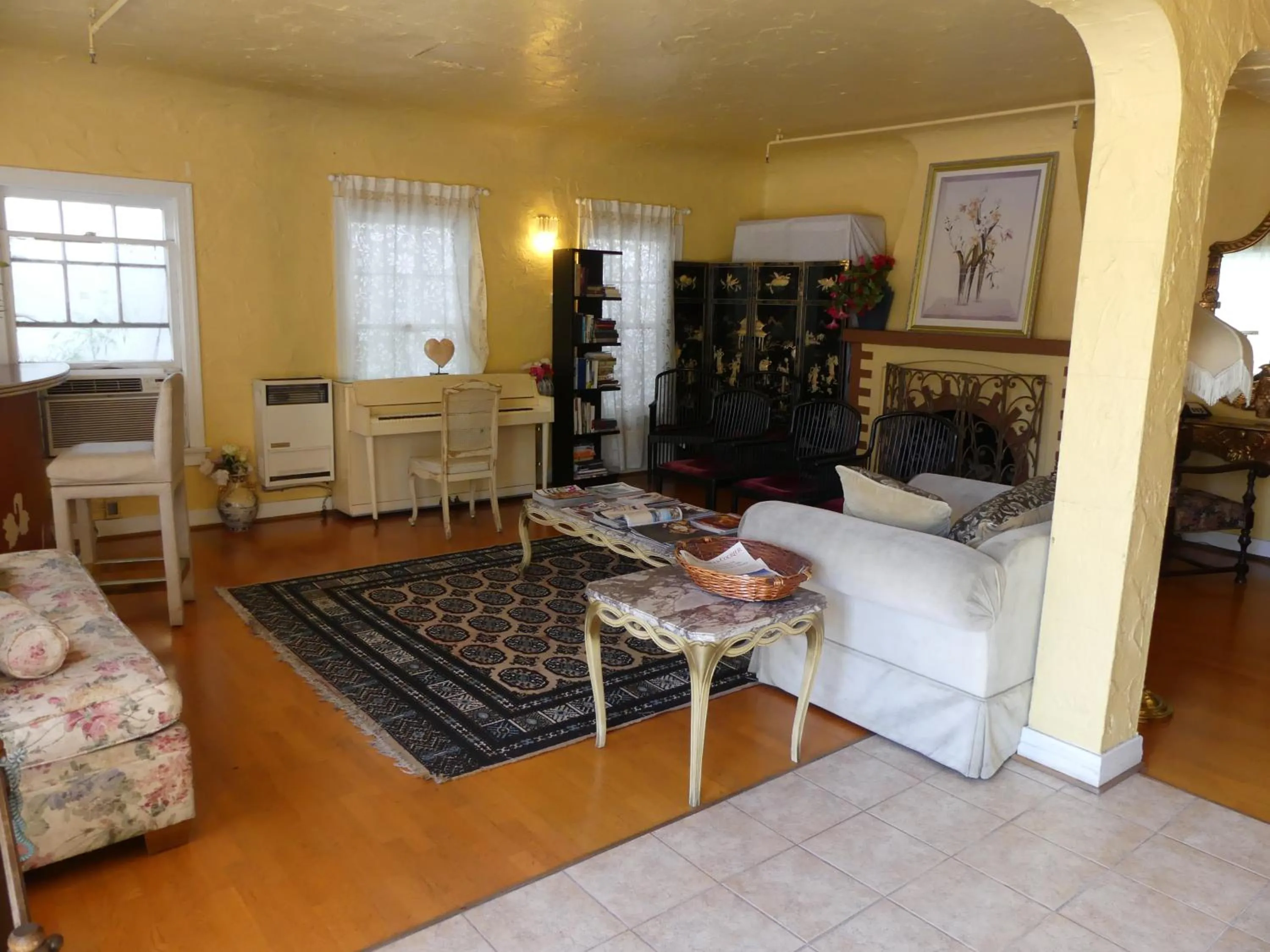 Bed in Hotel del Flores