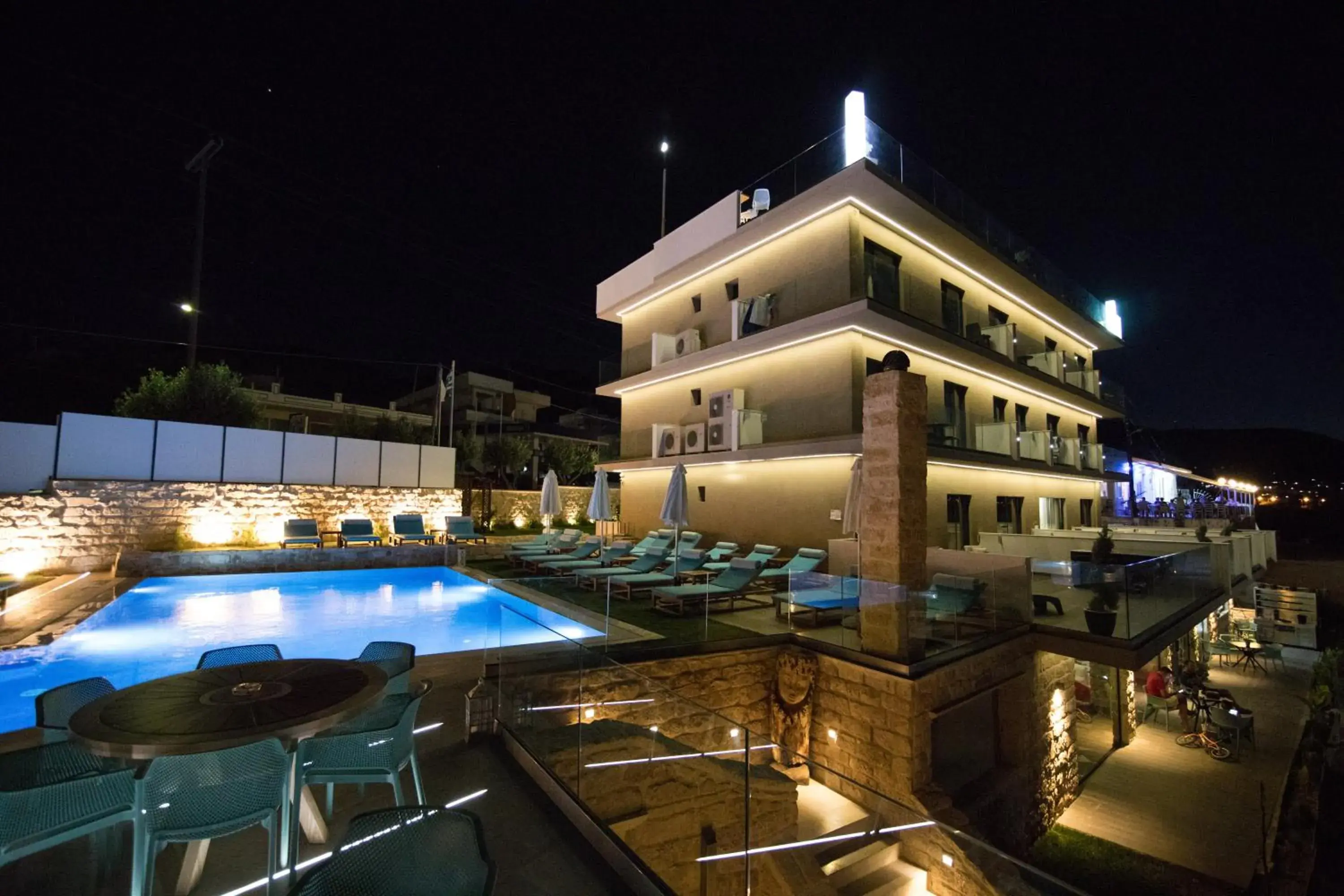 Swimming pool in Aianteion Bay Luxury Hotel & Suites Swimming pool in Aianteion Bay Luxury Hotel & Suites