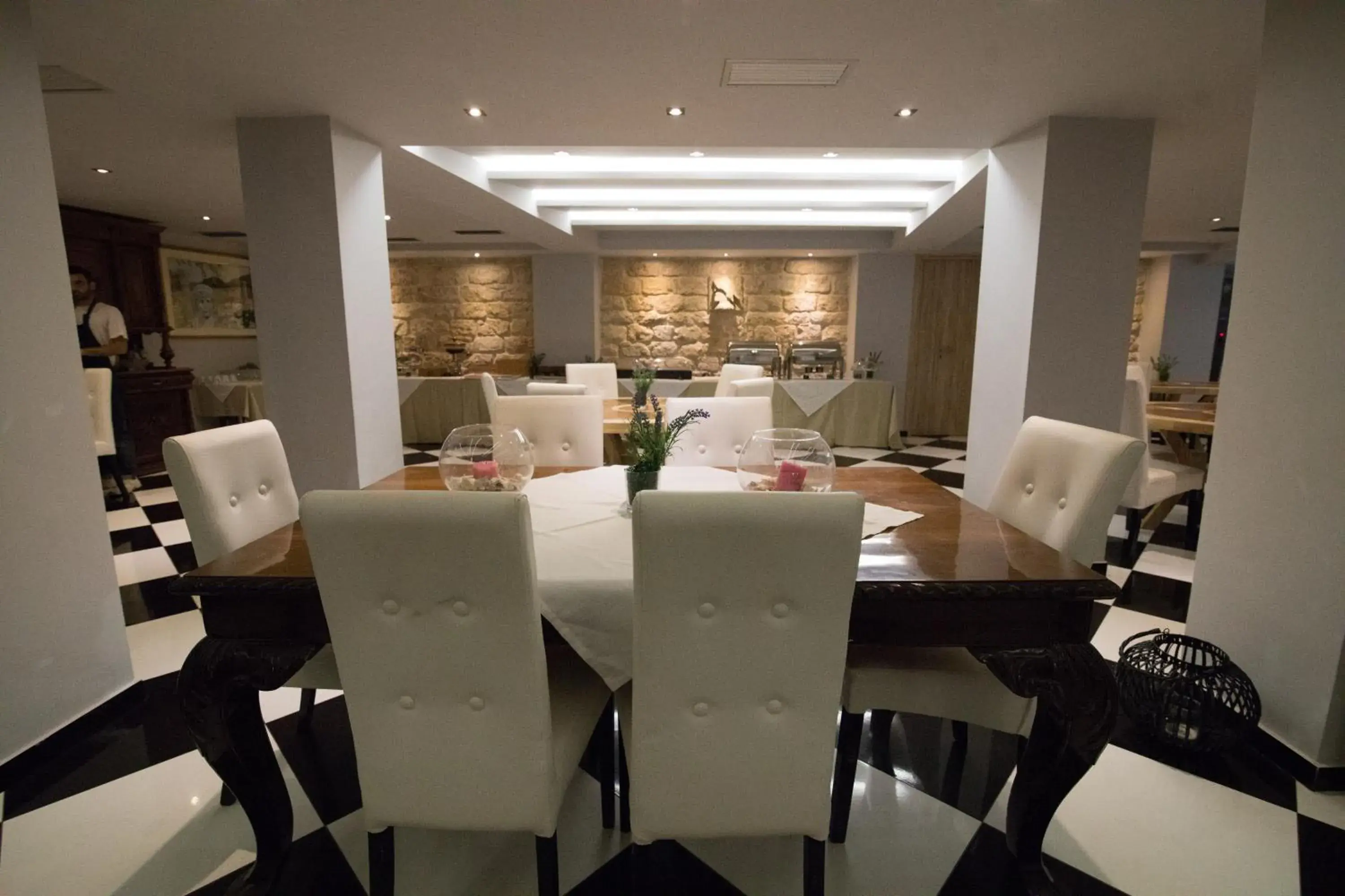 Restaurant/places to eat in Aianteion Bay Luxury Hotel & Suites Restaurant/places to eat in Aianteion Bay Luxury Hotel & Suites