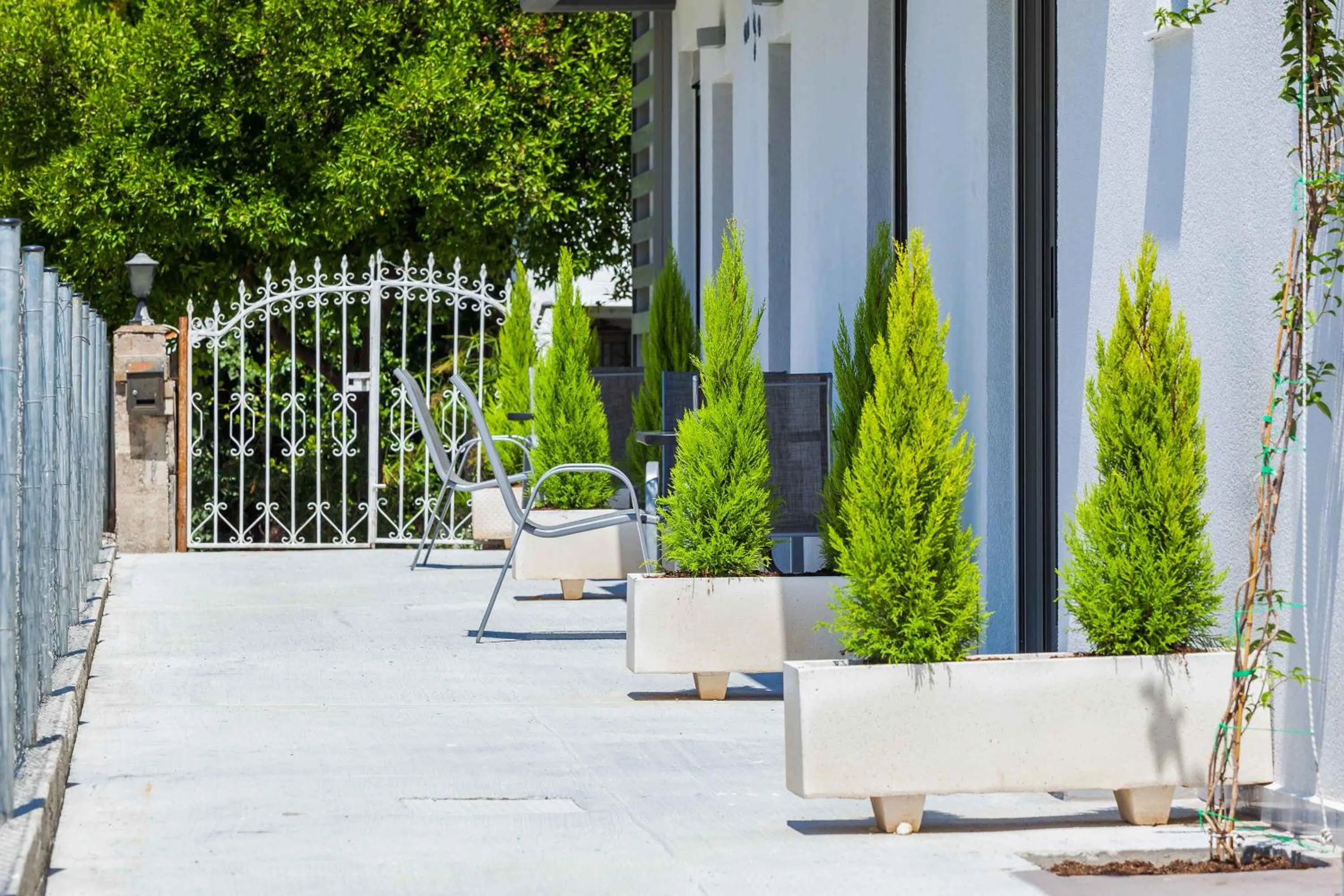 Patio in Nymphes Deluxe Accommodation Pefkochori