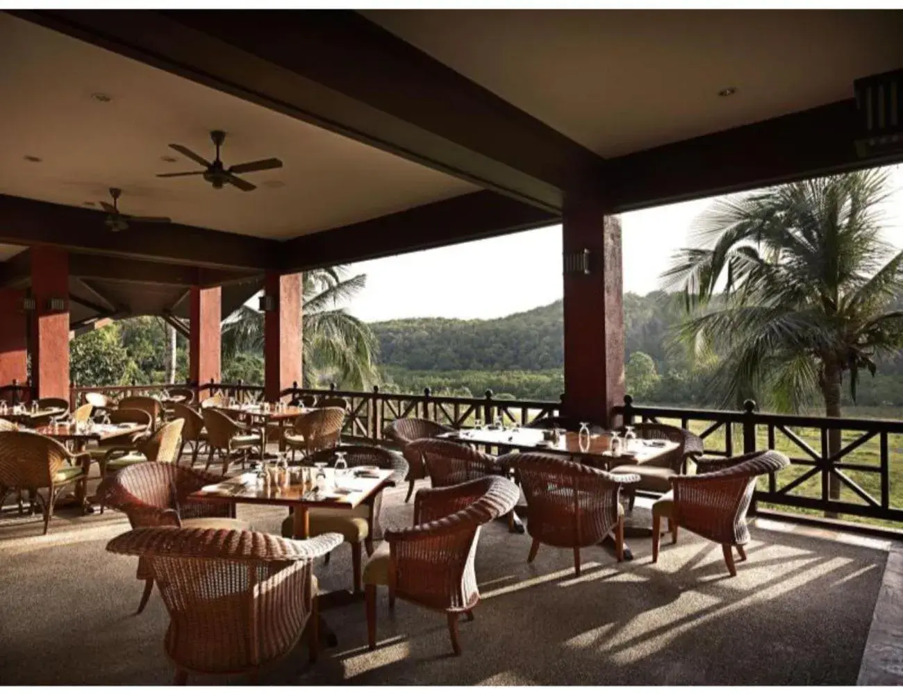 Restaurant/places to eat in Redang Island Resort Restaurant/places to eat in Redang Island Resort