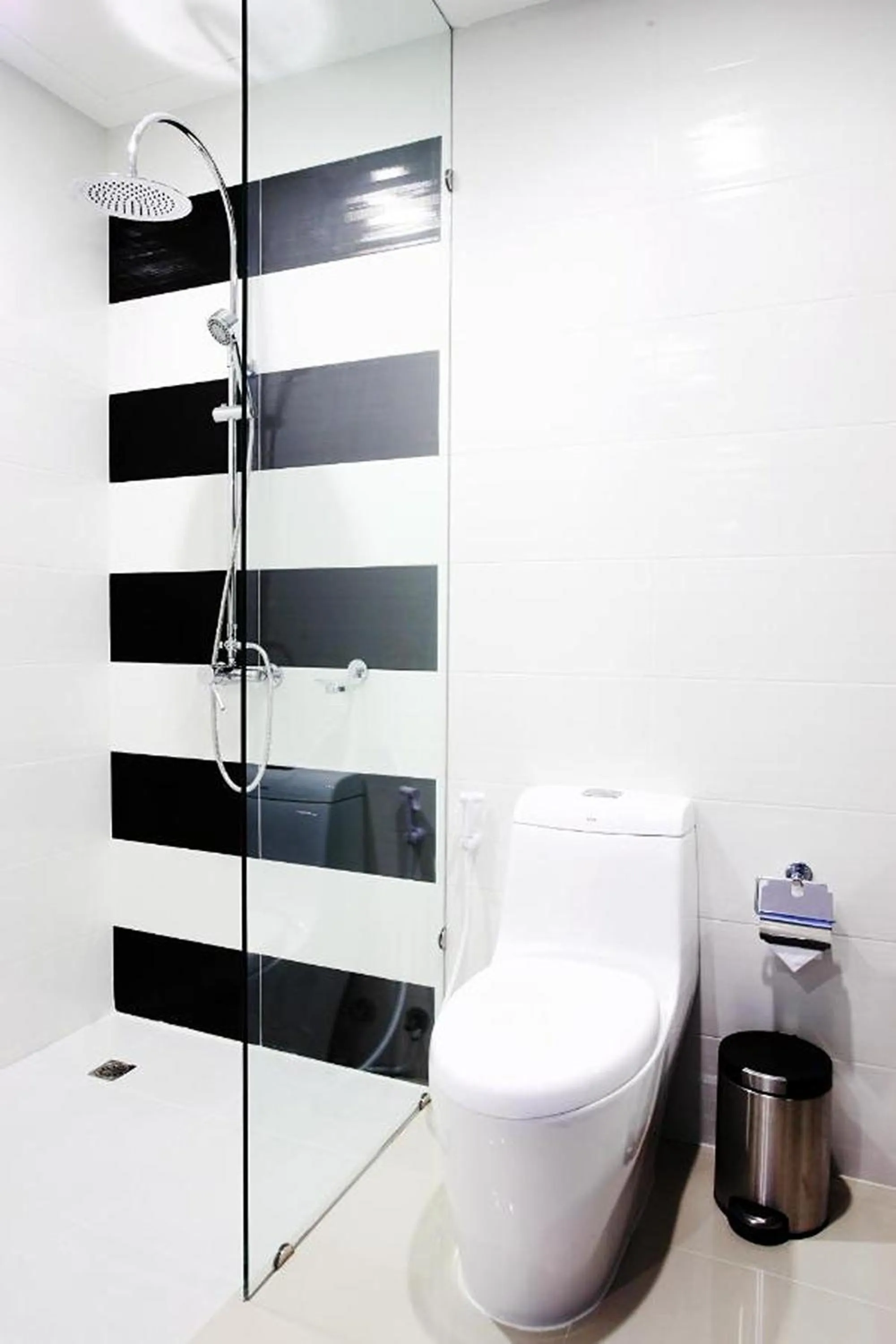 Bathroom in One World One Home Naiharn Hotel