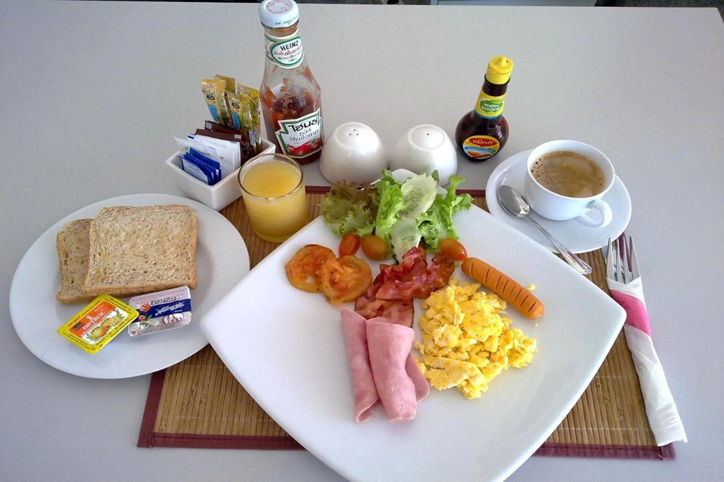 Breakfast in One World One Home Naiharn Hotel