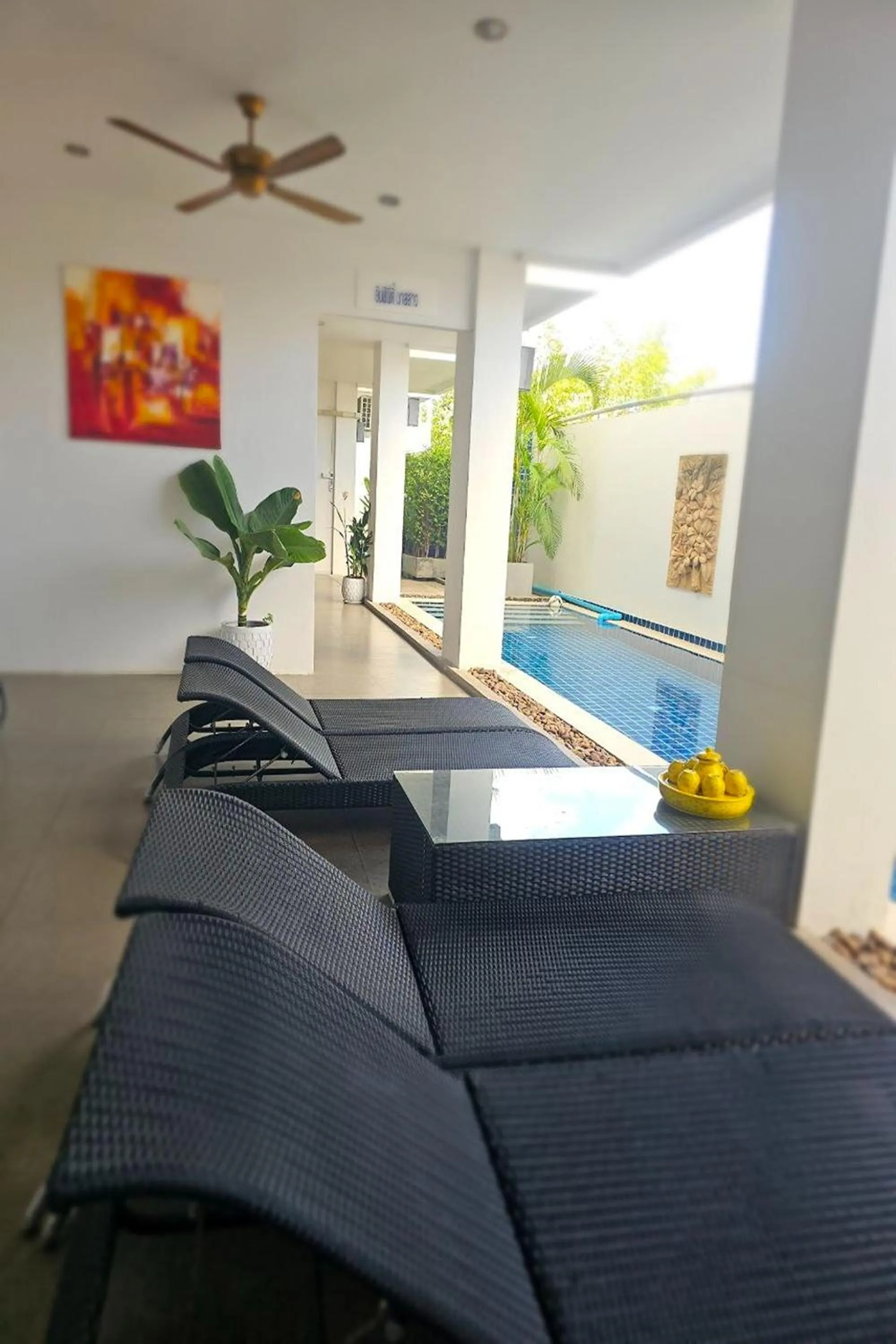 Massage in One World One Home Naiharn Hotel