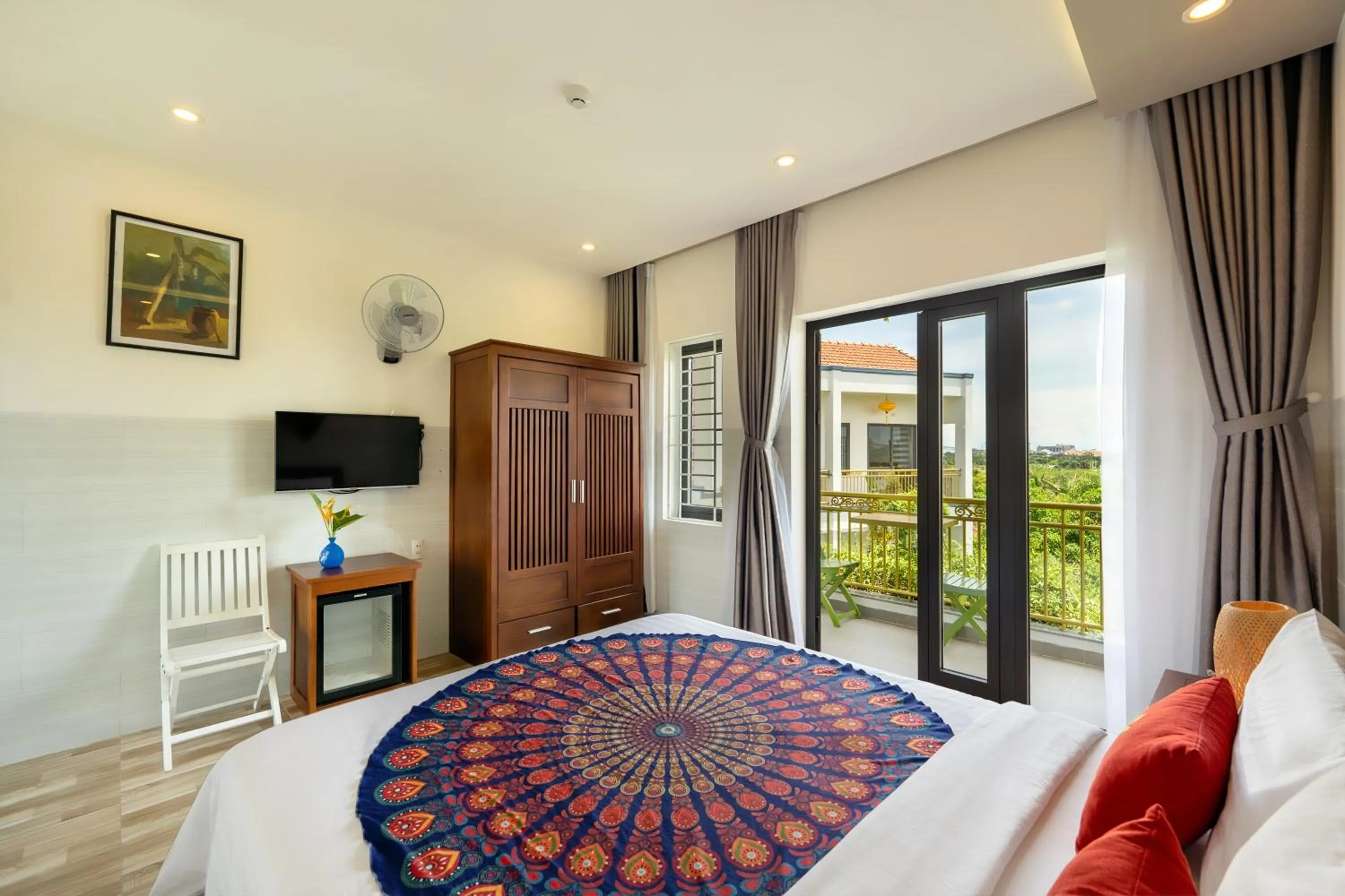 Photo of the whole room, Bed in Blessing Villa Hoi An