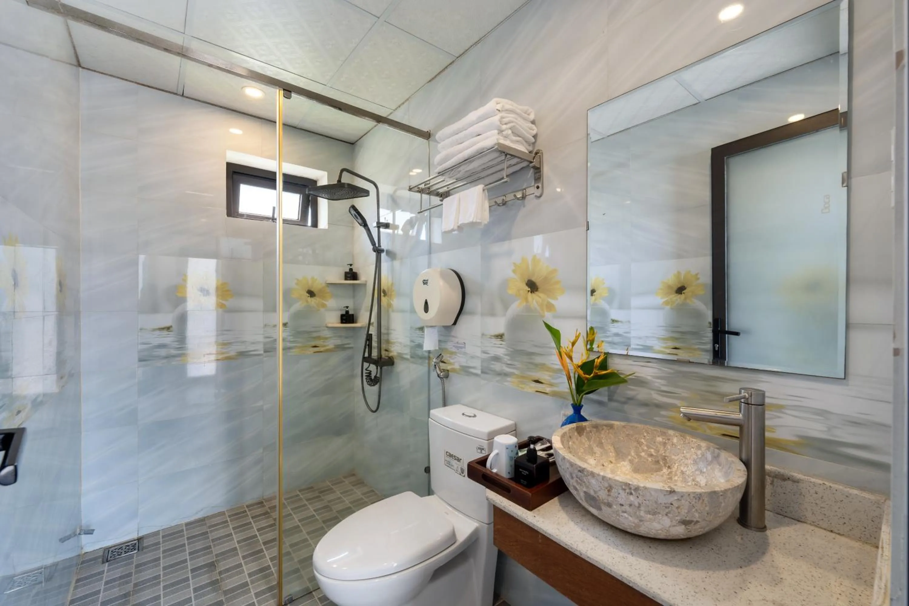 Toilet in Blessing Villa Hoi An