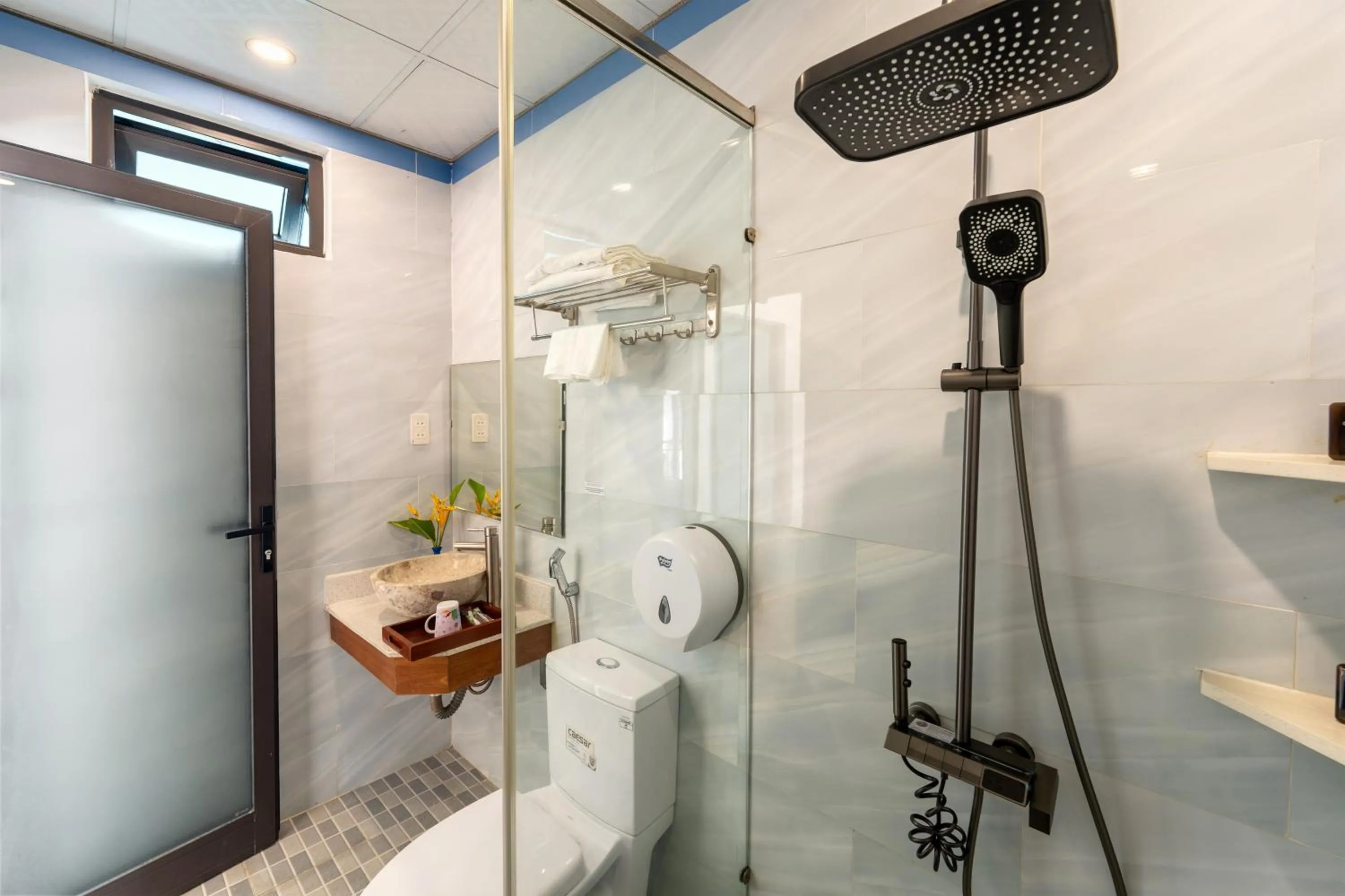 Toilet in Blessing Villa Hoi An