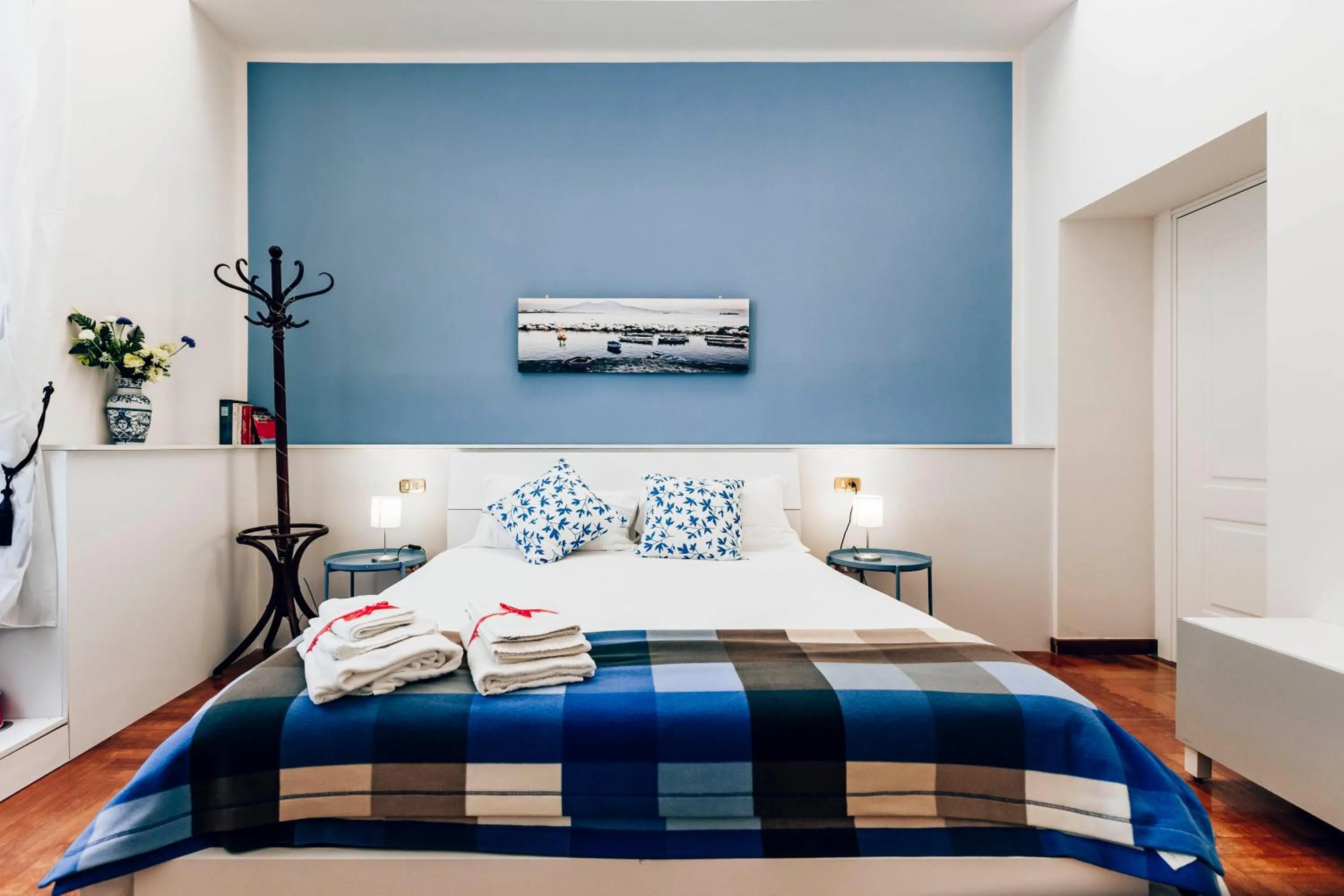 Bed in La Casa Del Sole A Mergellina