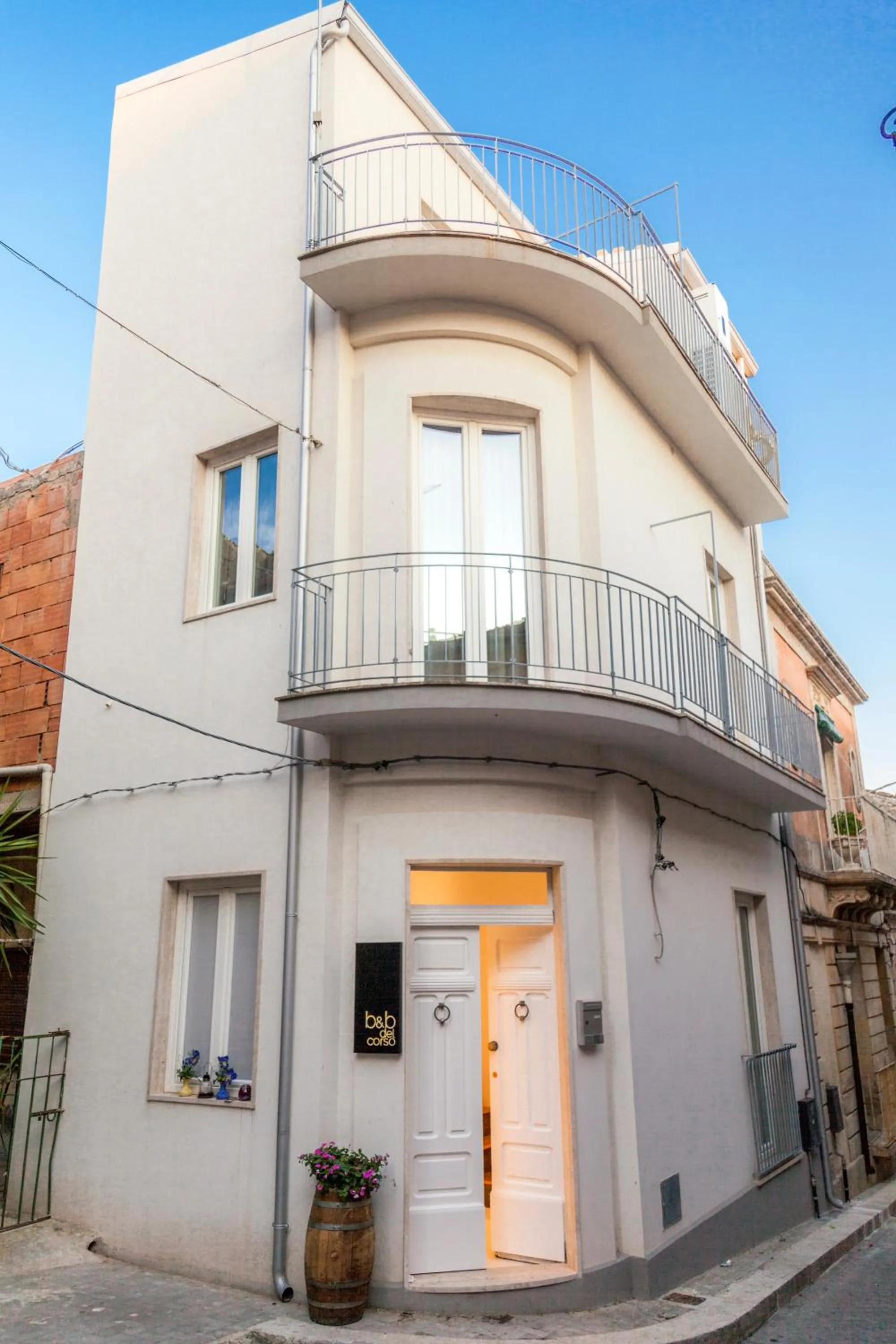 Property building in b&b del Corso