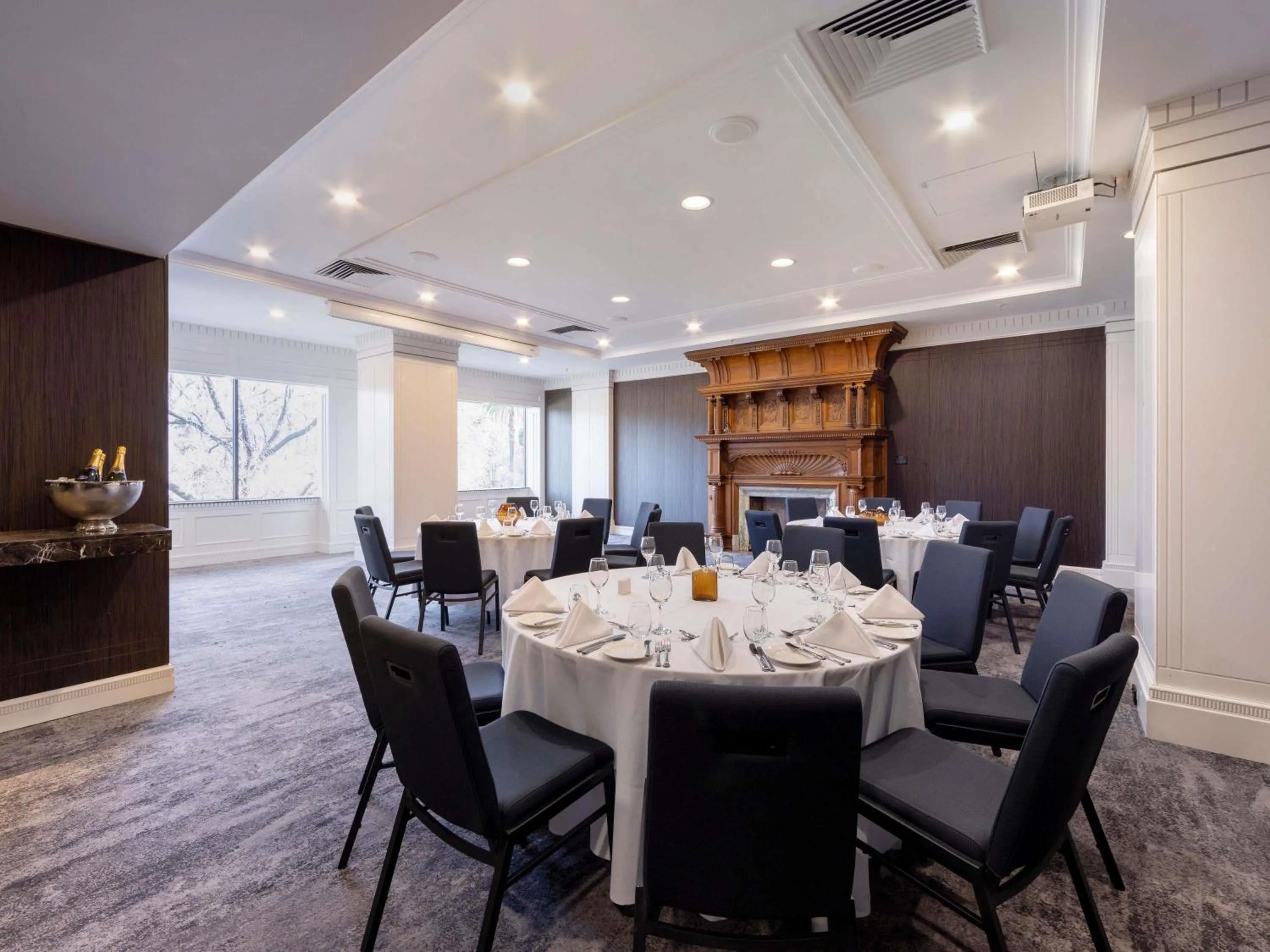 Meeting/conference room in Pullman Melbourne On the Park