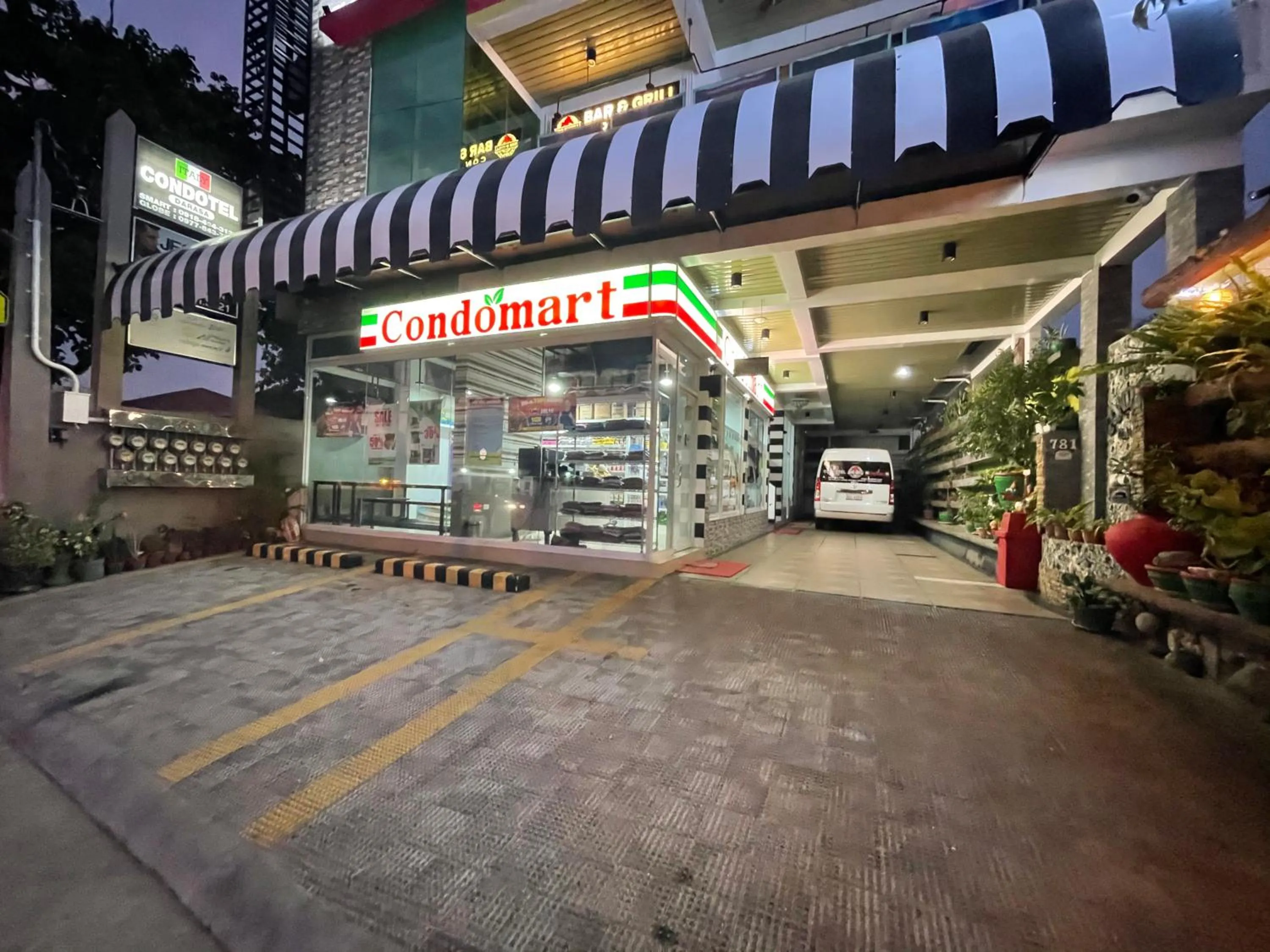 Property building in Italy Condotel Darasa