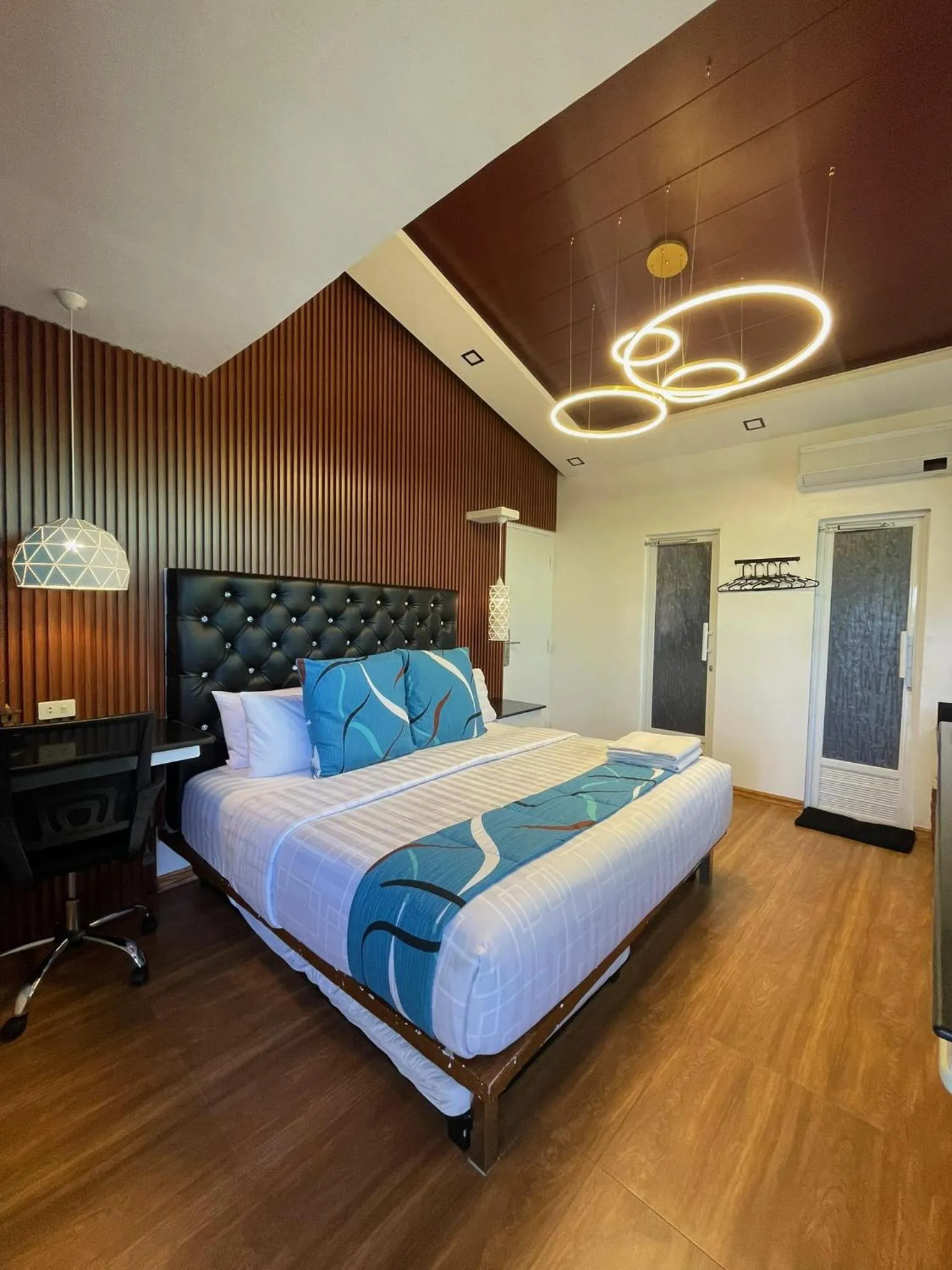 Bed in Italy Condotel Darasa