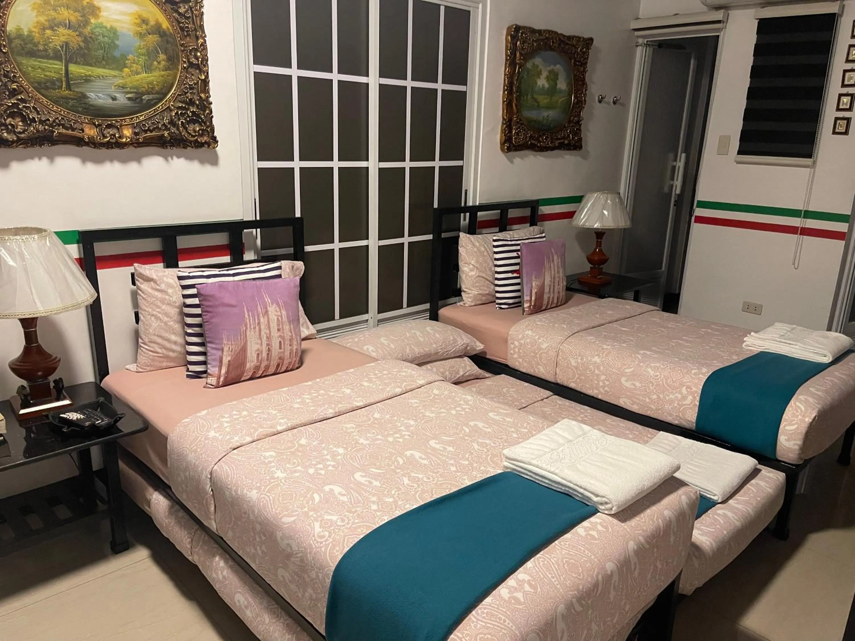 Bedroom, Bed in Italy Condotel Darasa