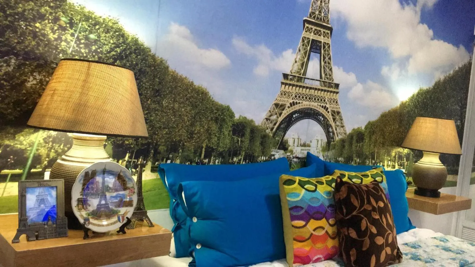 Decorative detail in Italy Condotel Darasa