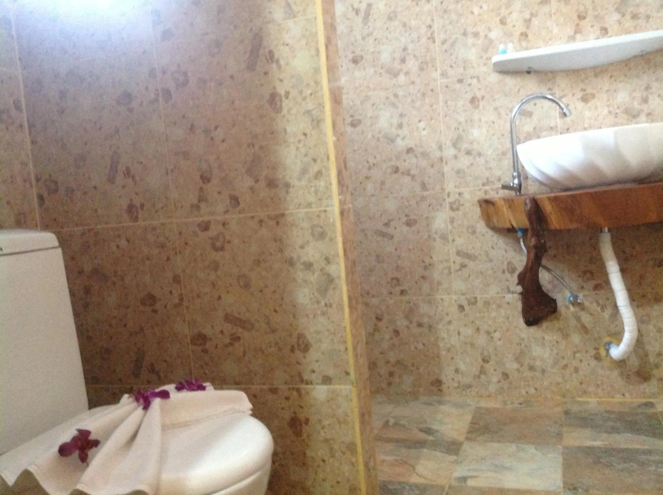 Bathroom in Ruan Mai Naiyang Beach Resort