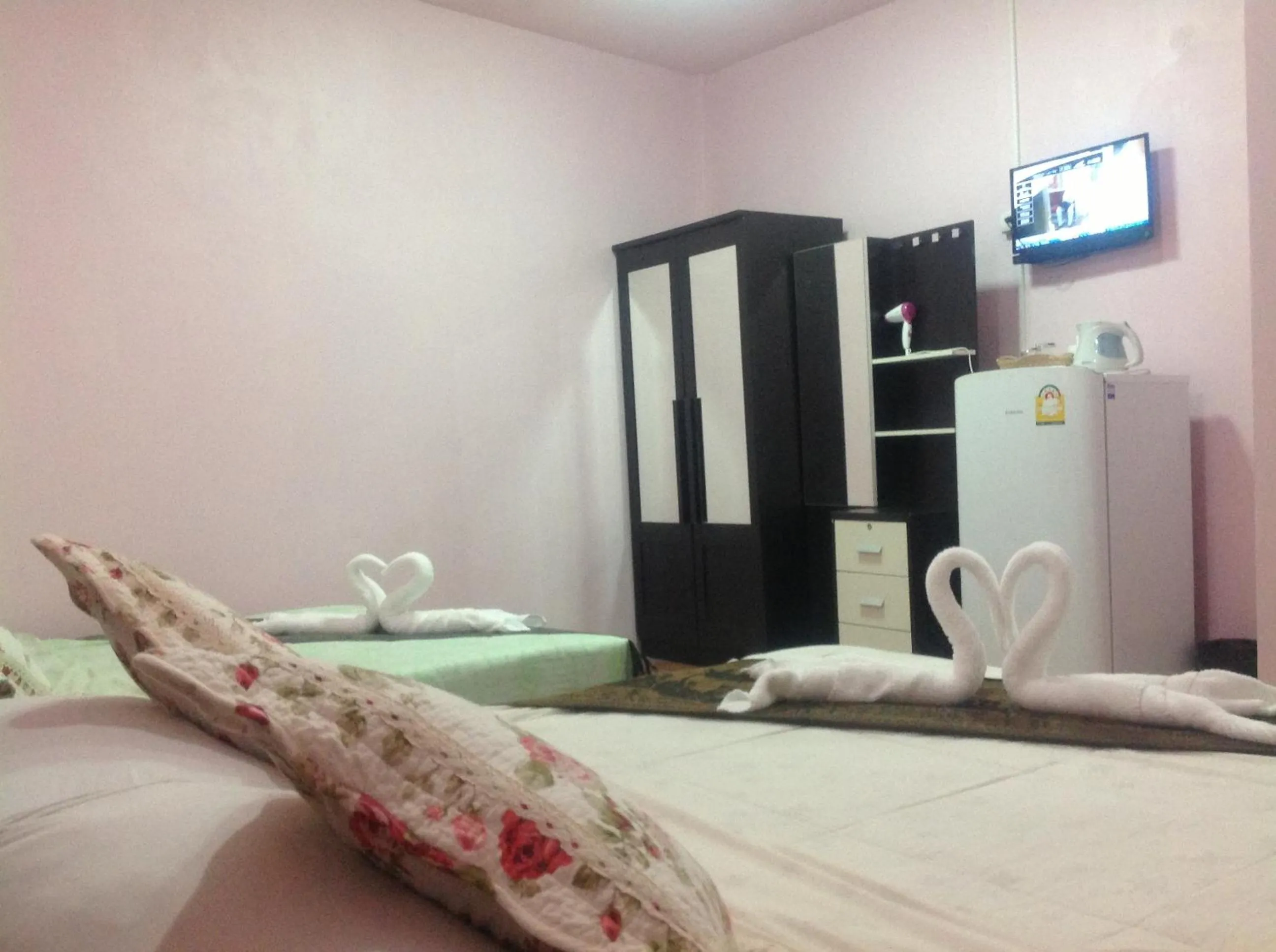 Decorative detail, Bed in Ruan Mai Naiyang Beach Resort