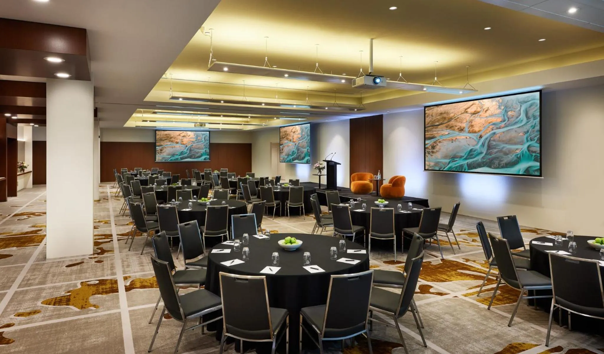 Meeting/conference room in PARKROYAL Melbourne Airport