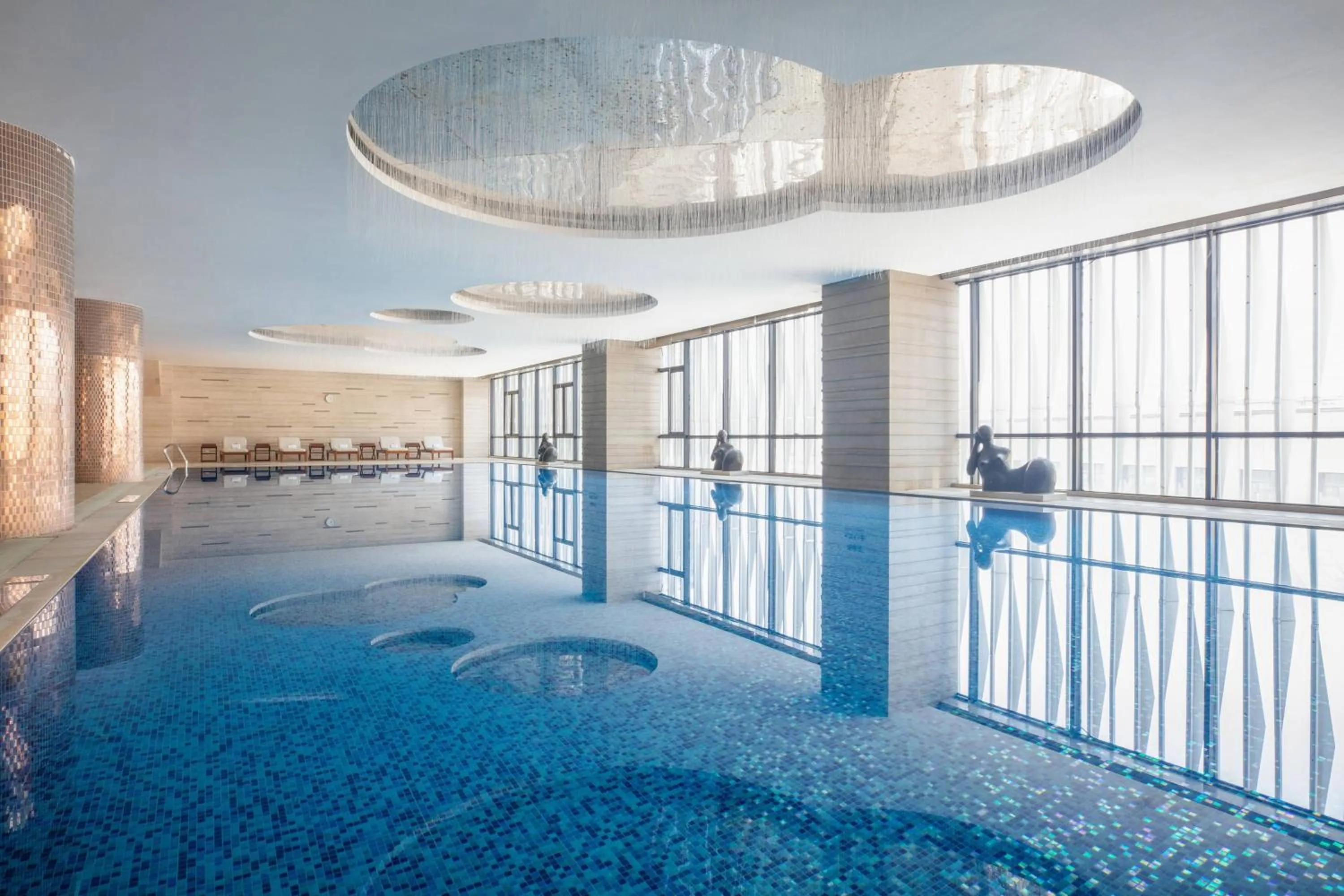 Swimming pool in Sheraton Changzhou Xinbei Hotel