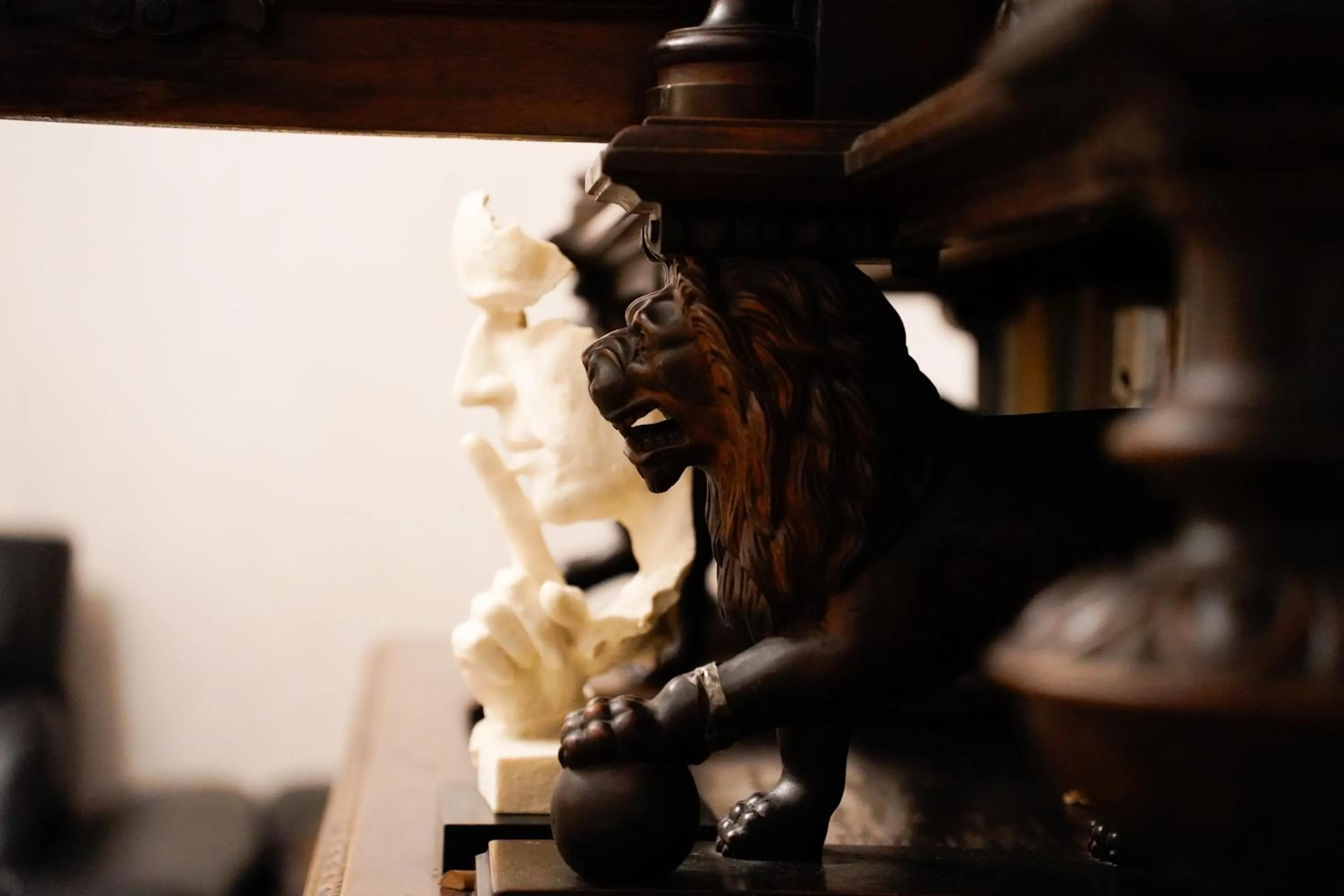 Decorative detail in Hotel Griboedov