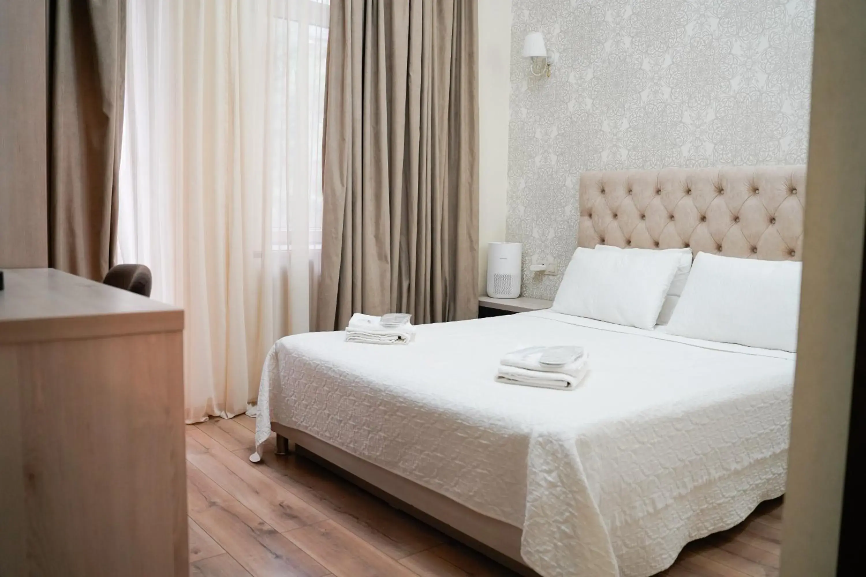 Double Room with Balcony in Hotel Griboedov Double Room with Balcony in Hotel Griboedov