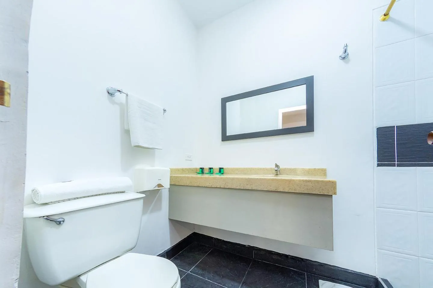 Bathroom in Ayenda Escorial 1936