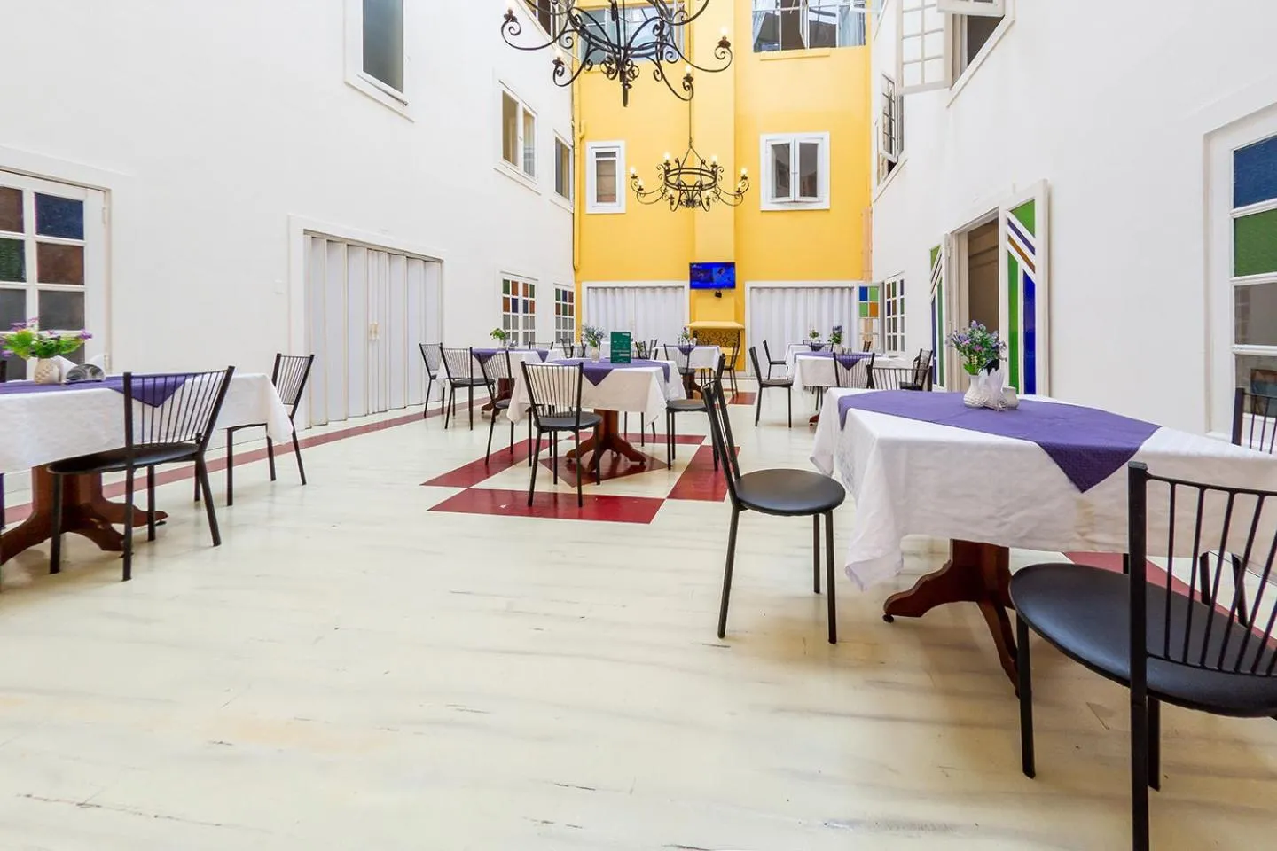 Restaurant/places to eat in Ayenda Escorial 1936