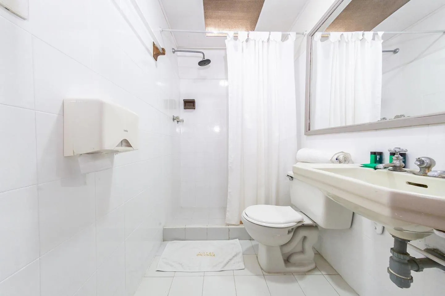 Bathroom in Ayenda Escorial 1936