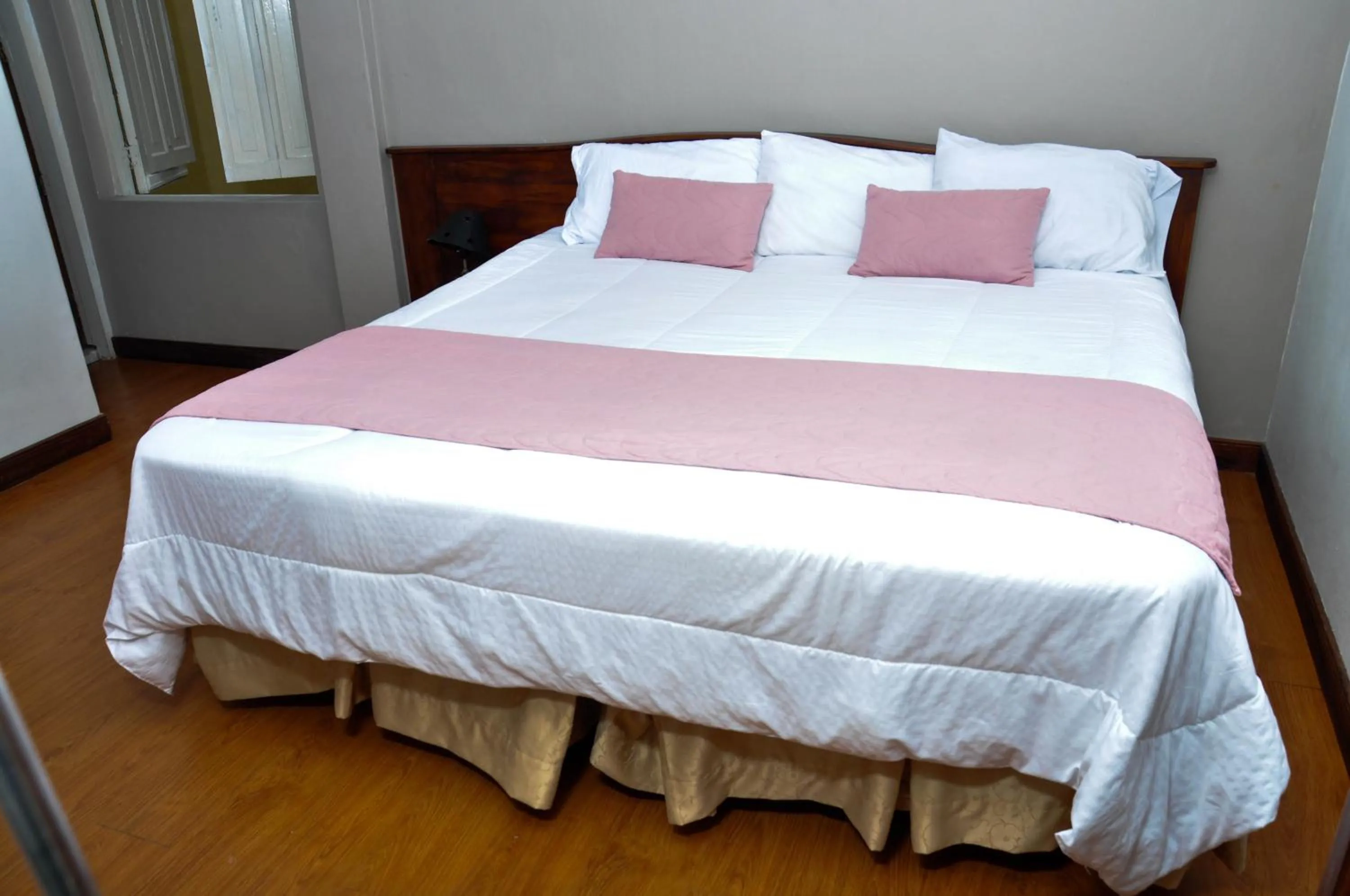 Bed in Ayenda Escorial 1936
