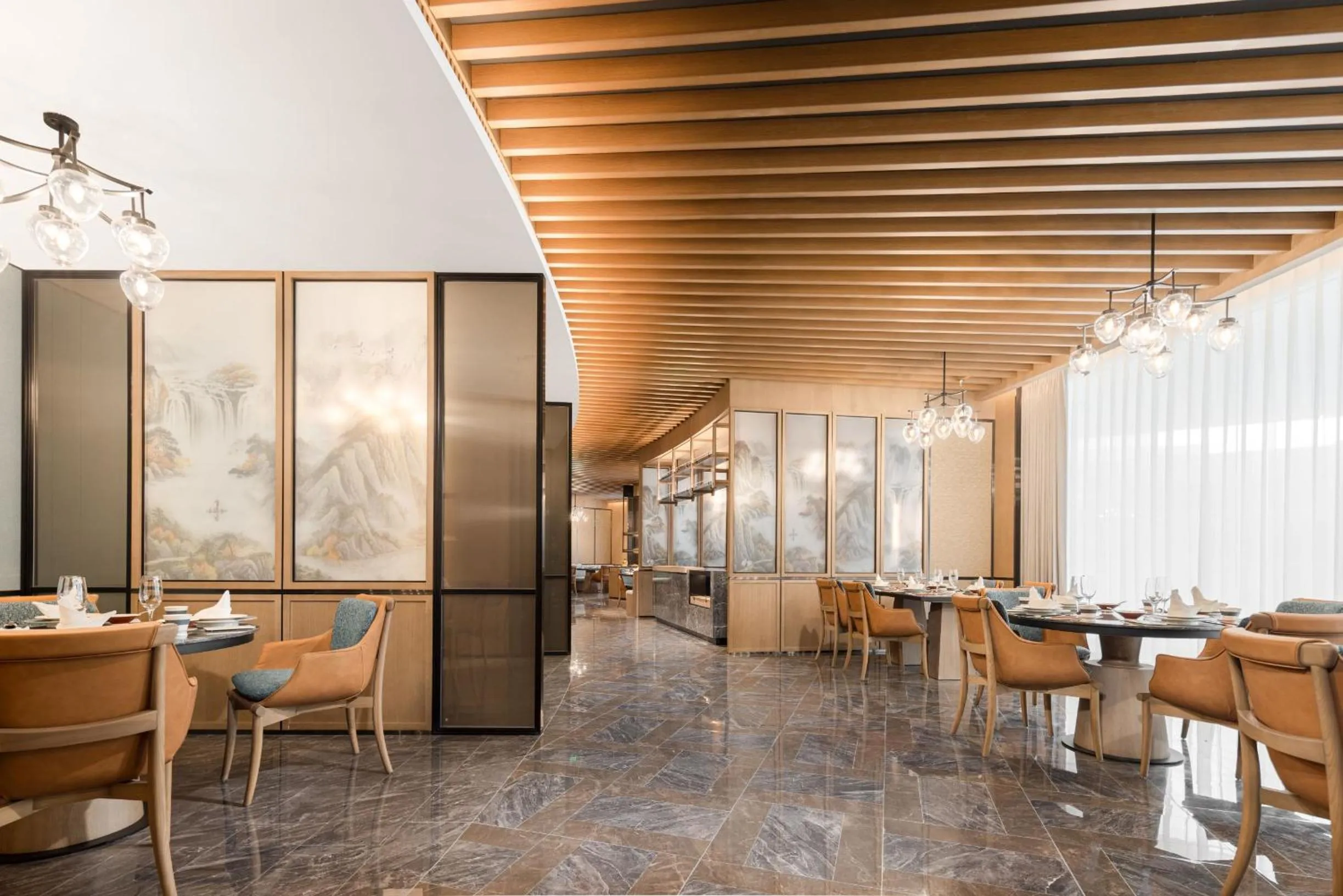 Restaurant/places to eat in Sheraton Chengdu Lido Hotel