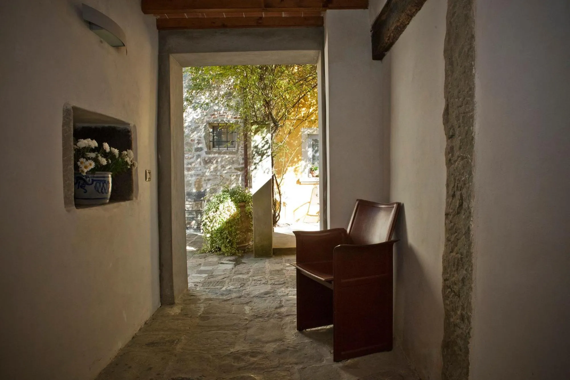 Inner courtyard view in Agriturismo Villa Di Campolungo